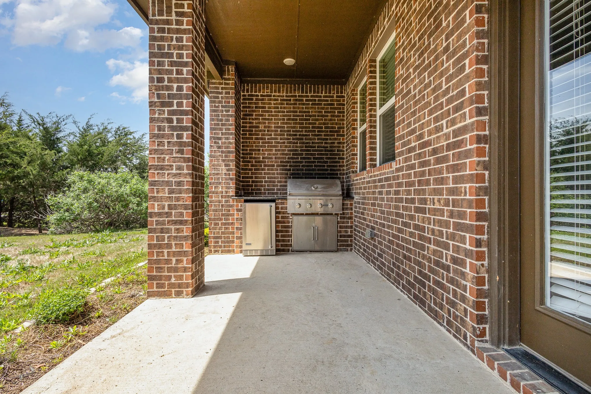 Single Family Residence For Sale in Collin County , 3933 Clear Water Lane, Nevada, Texas 75173, 4 Bedroom, 3 Bathroom, 2 Garage spaces, 2,819 Sqft, built in 2017, Preowned, mls#20913509, Real Estate Agent in Nevada, Homes For Sale in Collin county, Homes For Sale in Nevada, Realtor in Nevada Texas, Real Estate Brokerage Independent Realty Texas, Luminita Cordes Realtor