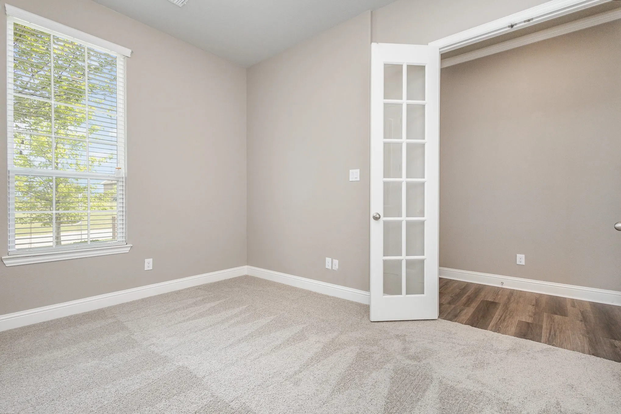 Single Family Residence For Sale in Collin County , 3933 Clear Water Lane, Nevada, Texas 75173, 4 Bedroom, 3 Bathroom, 2 Garage spaces, 2,819 Sqft, built in 2017, Preowned, mls#20913509, Real Estate Agent in Nevada, Homes For Sale in Collin county, Homes For Sale in Nevada, Realtor in Nevada Texas, Real Estate Brokerage Independent Realty Texas, Luminita Cordes Realtor