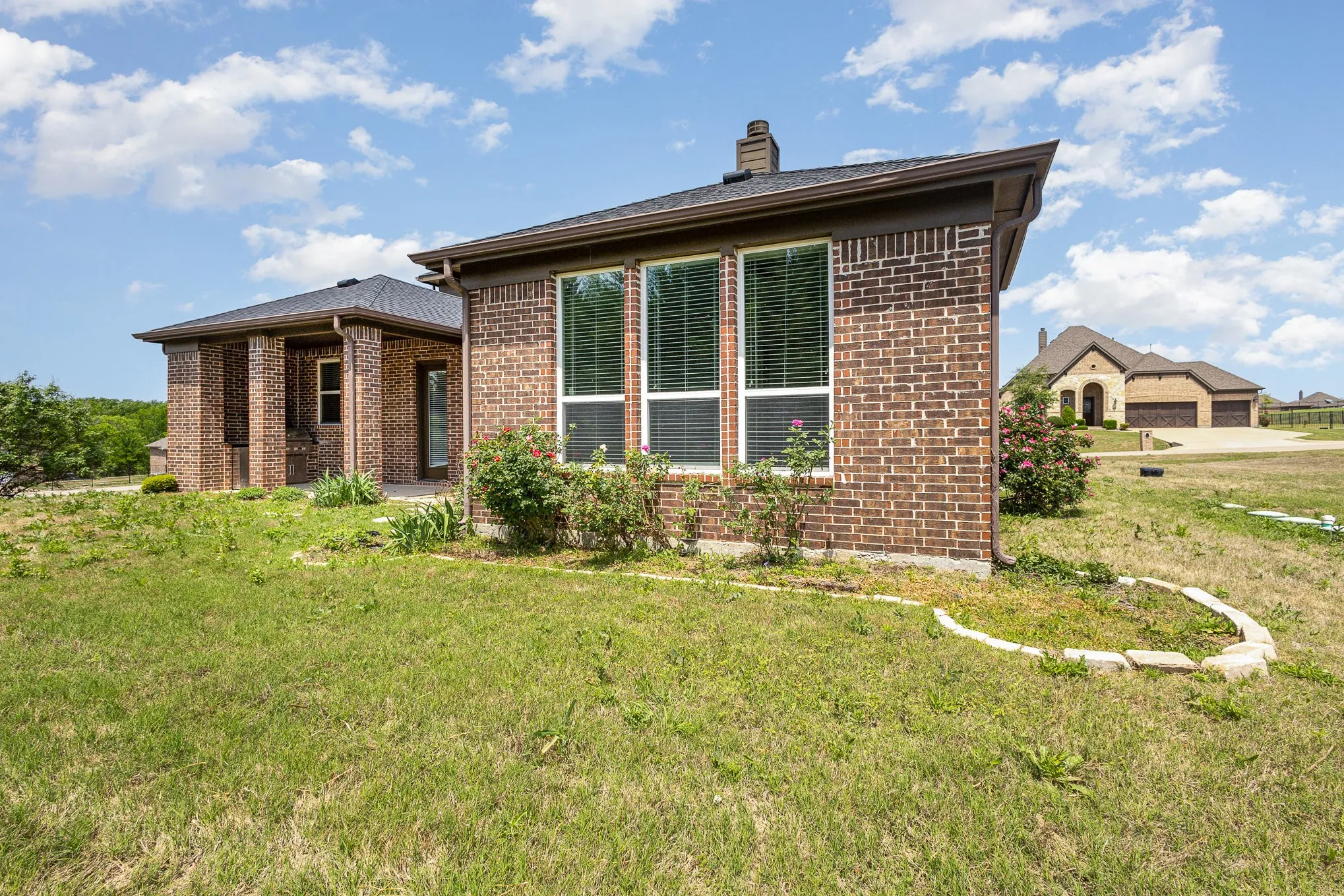 Single Family Residence For Sale in Collin County , 3933 Clear Water Lane, Nevada, Texas 75173, 4 Bedroom, 3 Bathroom, 2 Garage spaces, 2,819 Sqft, built in 2017, Preowned, mls#20913509, Real Estate Agent in Nevada, Homes For Sale in Collin county, Homes For Sale in Nevada, Realtor in Nevada Texas, Real Estate Brokerage Independent Realty Texas, Luminita Cordes Realtor