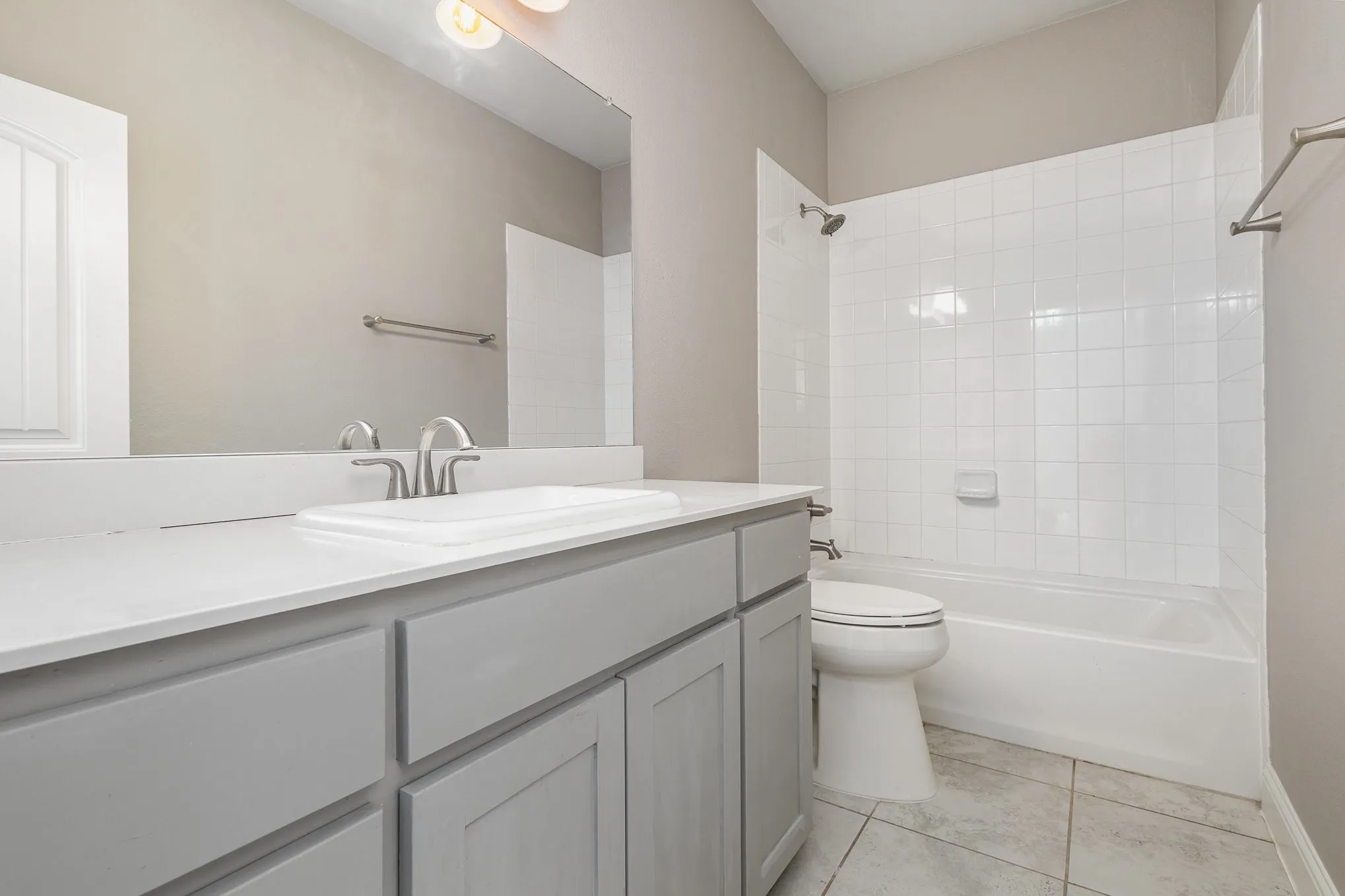Single Family Residence For Sale in Collin County , 3933 Clear Water Lane, Nevada, Texas 75173, 4 Bedroom, 3 Bathroom, 2 Garage spaces, 2,819 Sqft, built in 2017, Preowned, mls#20913509, Real Estate Agent in Nevada, Homes For Sale in Collin county, Homes For Sale in Nevada, Realtor in Nevada Texas, Real Estate Brokerage Independent Realty Texas, Luminita Cordes Realtor
