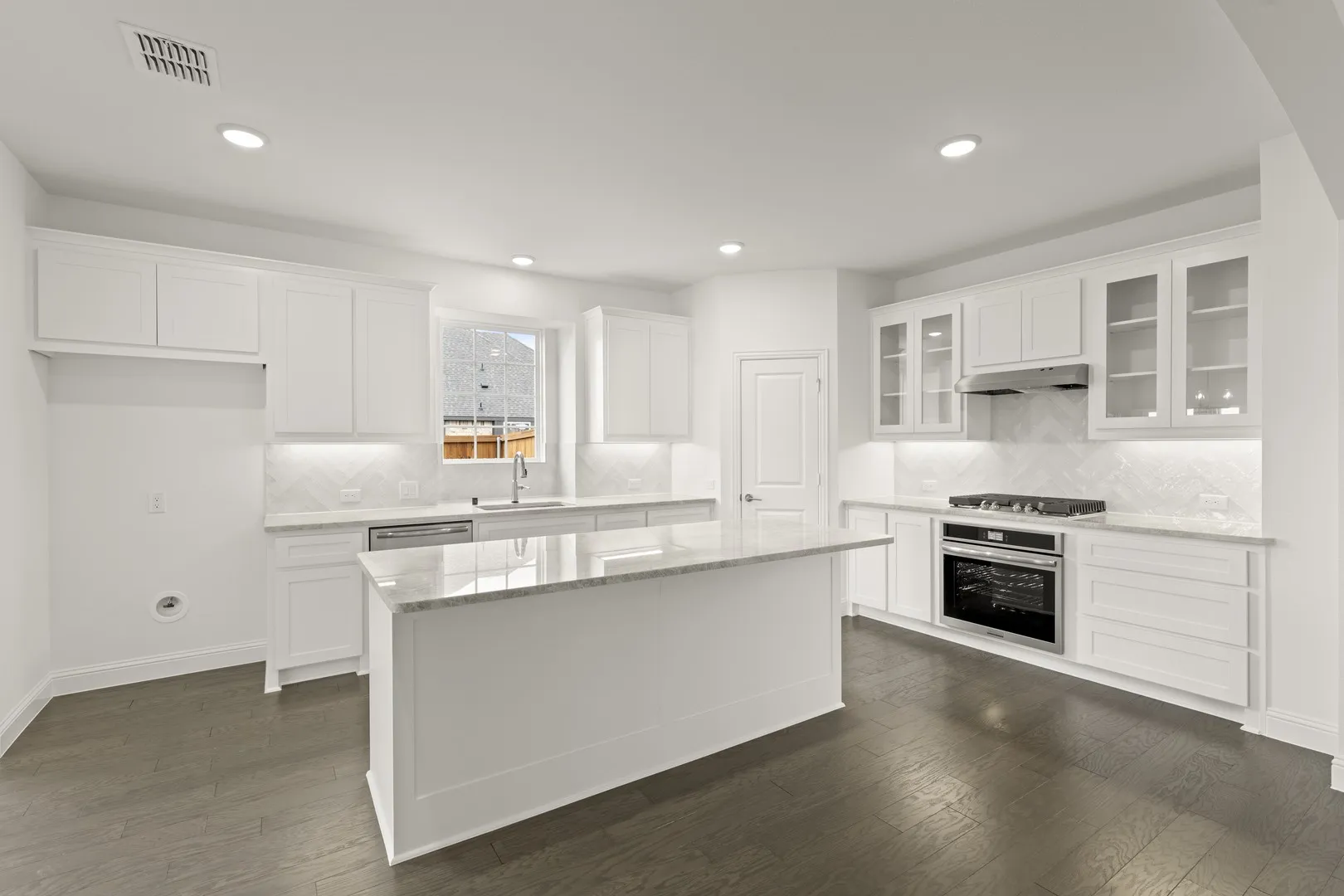 09. 12710 Meadow Glen - Kitchen (2)