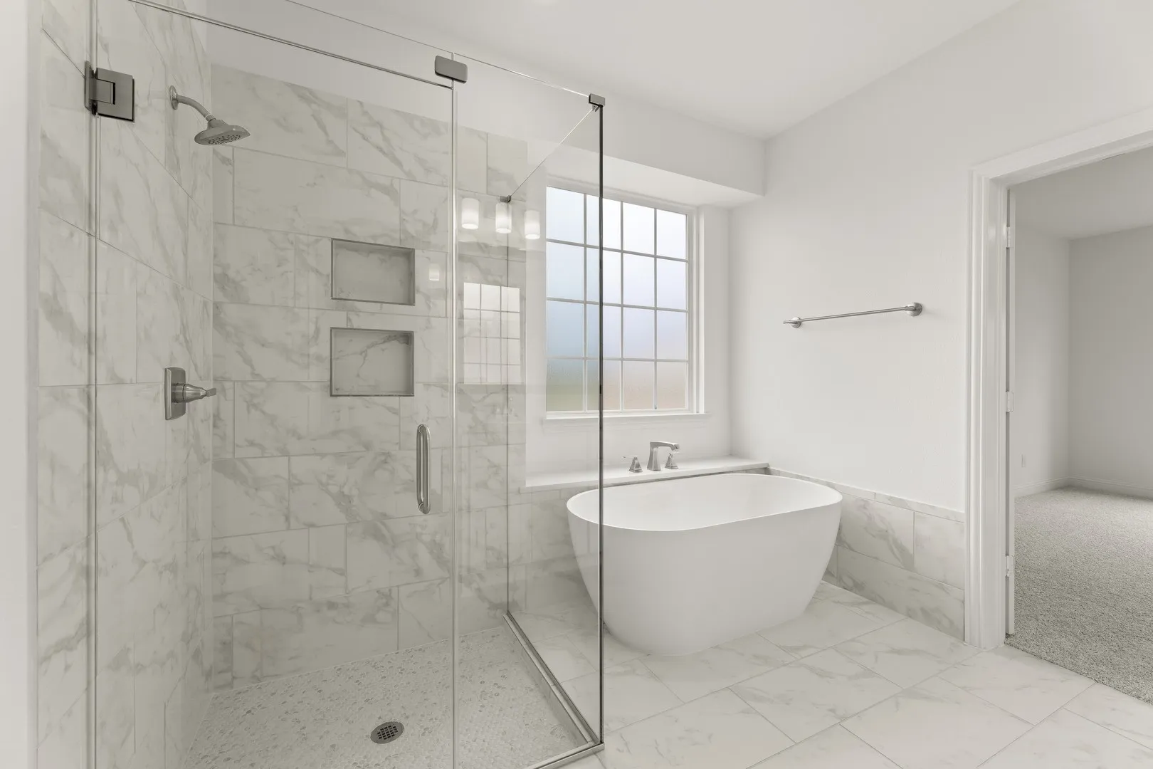 19. 12710 Meadow Glen - Bath (3)