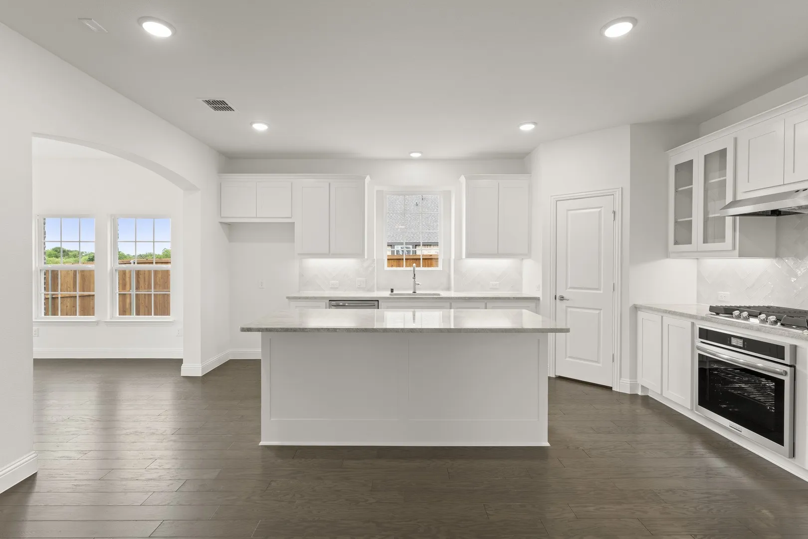 08. 12710 Meadow Glen - Kitchen