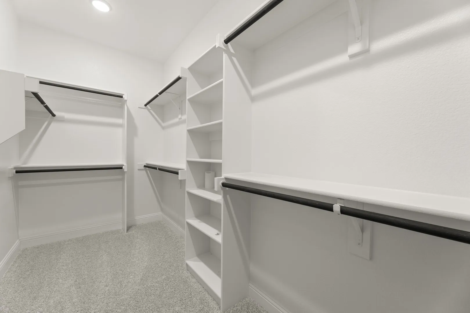 20. 12710 Meadow Glen - Closet