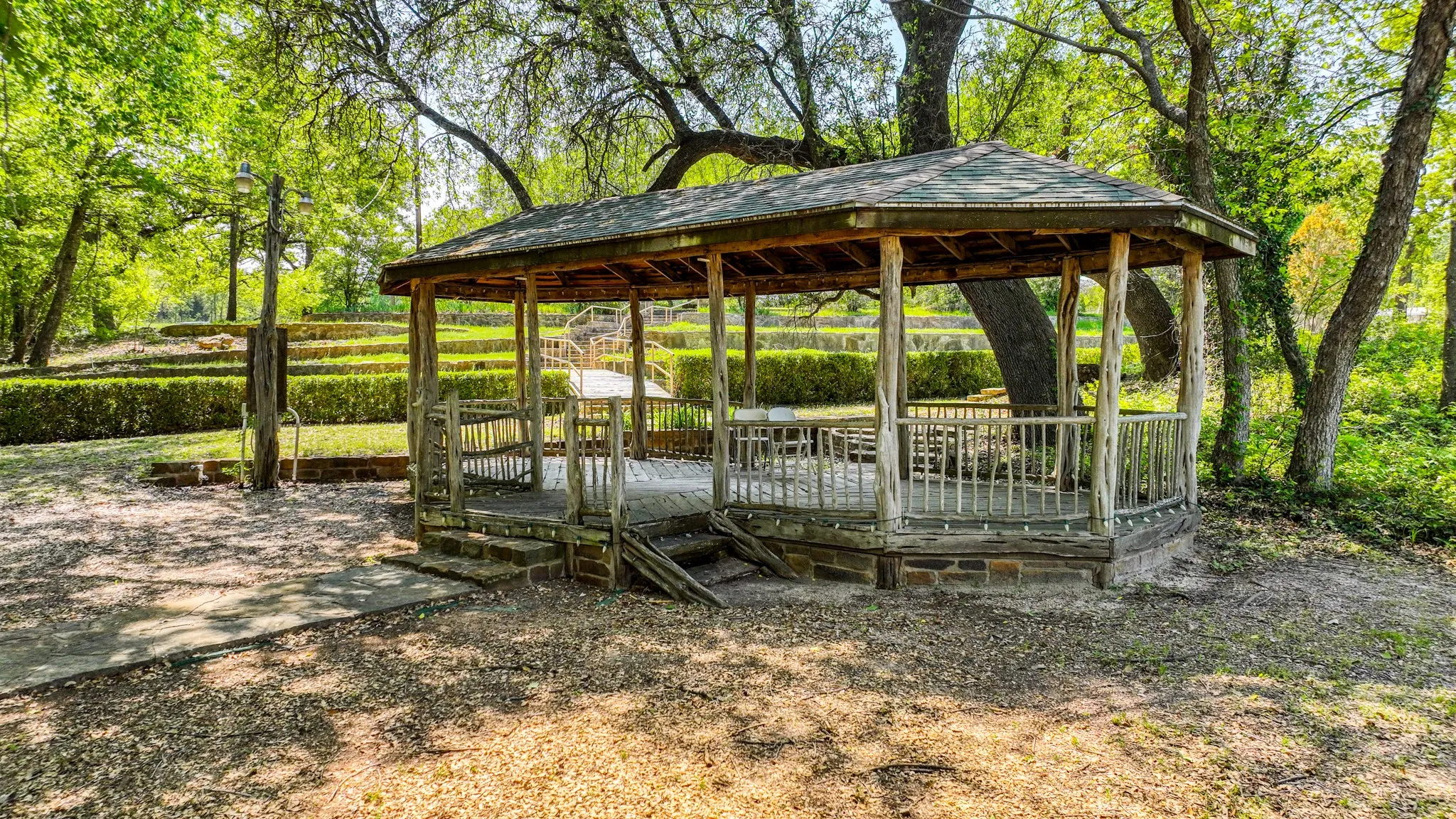 Business For Sale in Parker County , 3220 Mineral Wells Highway, Weatherford, Texas 76088, 0, 0, Garage spaces, 6,413 Sqft, built in 2010, Preowned, mls#20913348, Real Estate Agent in Weatherford, Homes For Sale in Parker county, Homes For Sale in Weatherford, Realtor in Weatherford Texas, Real Estate Brokerage Independent Realty Texas, Luminita Cordes Realtor