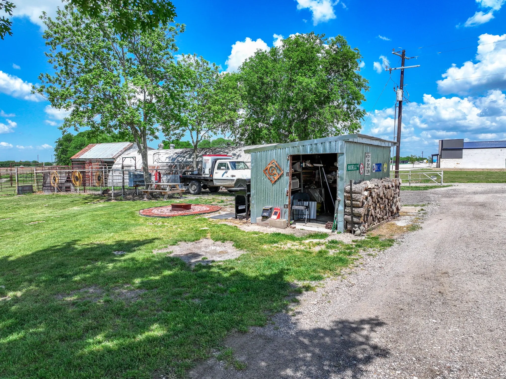 Ranch For Sale in Hunt County , 5293 County Road 2515, Royse City, Texas 75189, 0, 0, Garage spaces, 0 Sqft, built in 1988, Price $2,100,000, mls#20914792, Real Estate Agent in Royse City, Homes For Sale in Hunt county, Homes For Sale in Royse City, Realtor in Royse City Texas, Real Estate Brokerage Independent Realty Texas, Luminita Cordes Realtor