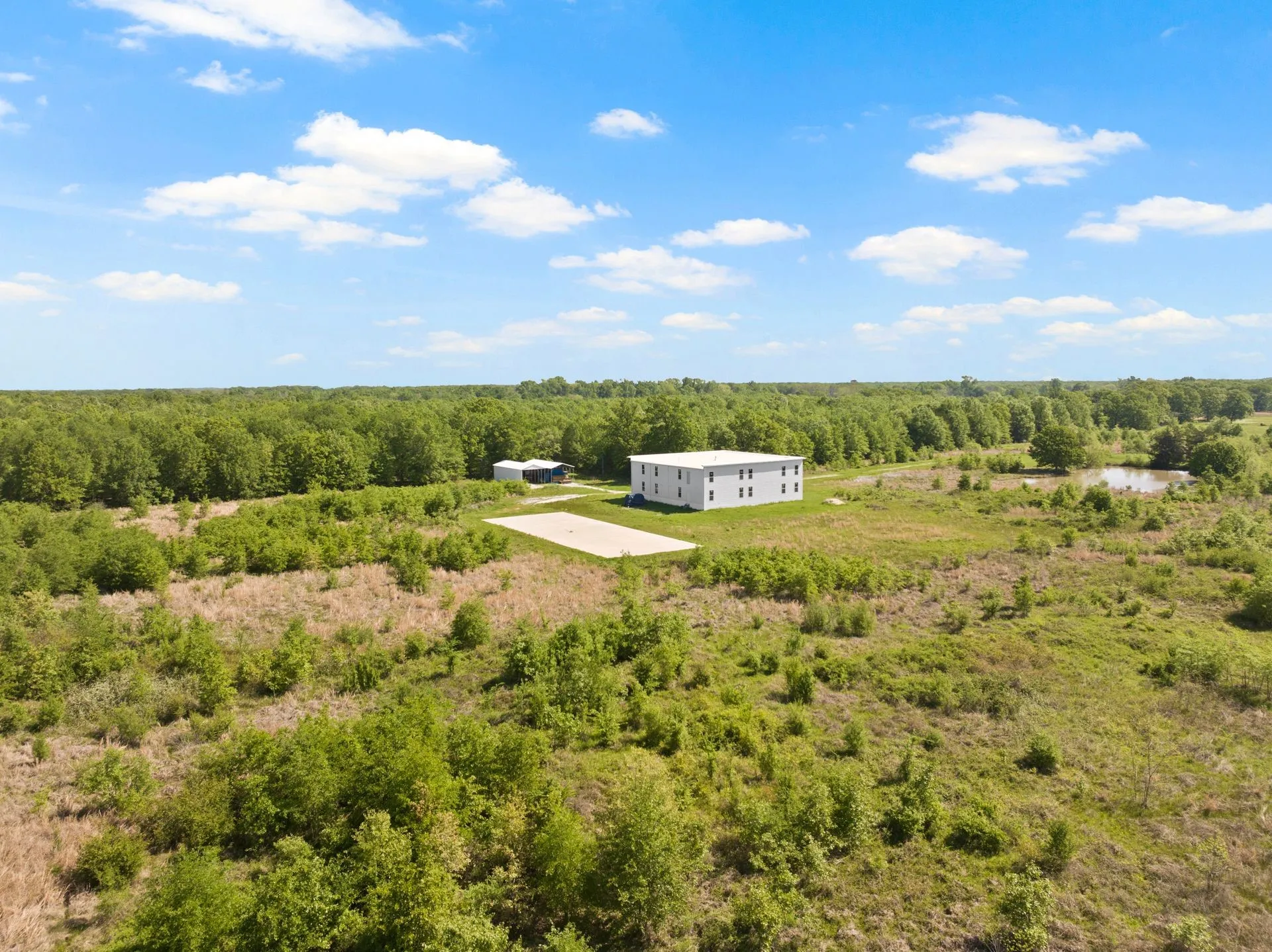 Farm For Sale in Franklin (TX) County , 2363 NW County Road 1050, Talco, Texas 75487, 0, 4 Bathroom, Garage spaces, 10,000 Sqft, built in 2022, mls#20914232, Real Estate Agent in Talco, Homes For Sale in Franklin (TX) county, Homes For Sale in Talco, Realtor in Talco Texas, Real Estate Brokerage Independent Realty Texas, Luminita Cordes Realtor