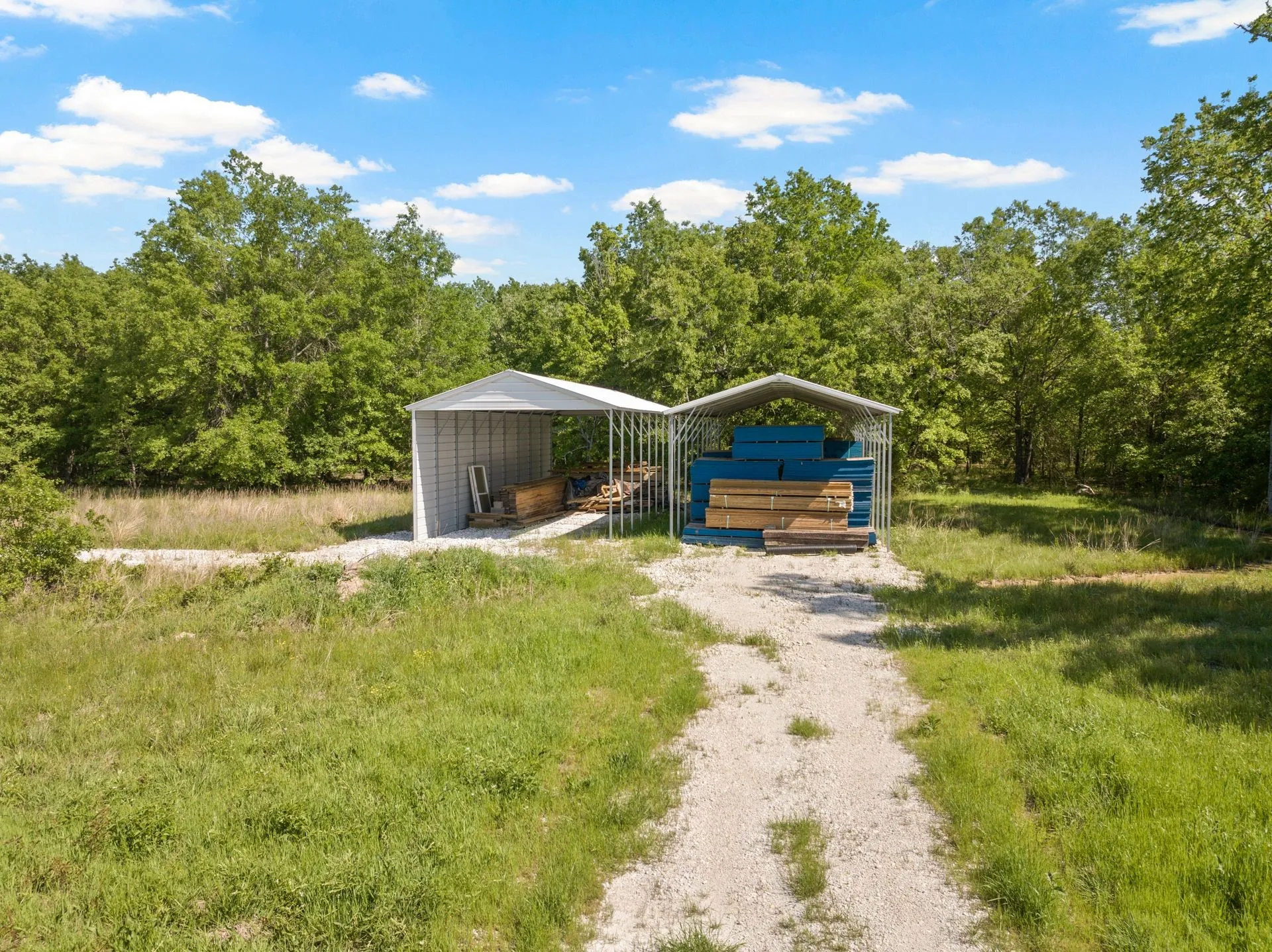 Farm For Sale in Franklin (TX) County , 2363 NW County Road 1050, Talco, Texas 75487, 0, 4 Bathroom, Garage spaces, 10,000 Sqft, built in 2022, mls#20914232, Real Estate Agent in Talco, Homes For Sale in Franklin (TX) county, Homes For Sale in Talco, Realtor in Talco Texas, Real Estate Brokerage Independent Realty Texas, Luminita Cordes Realtor