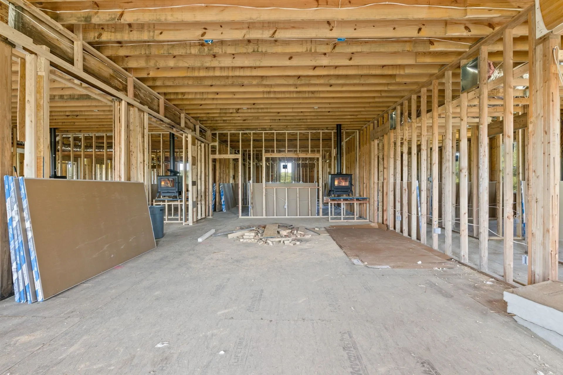 Farm For Sale in Franklin (TX) County , 2363 NW County Road 1050, Talco, Texas 75487, 0, 4 Bathroom, Garage spaces, 10,000 Sqft, built in 2022, mls#20914232, Real Estate Agent in Talco, Homes For Sale in Franklin (TX) county, Homes For Sale in Talco, Realtor in Talco Texas, Real Estate Brokerage Independent Realty Texas, Luminita Cordes Realtor