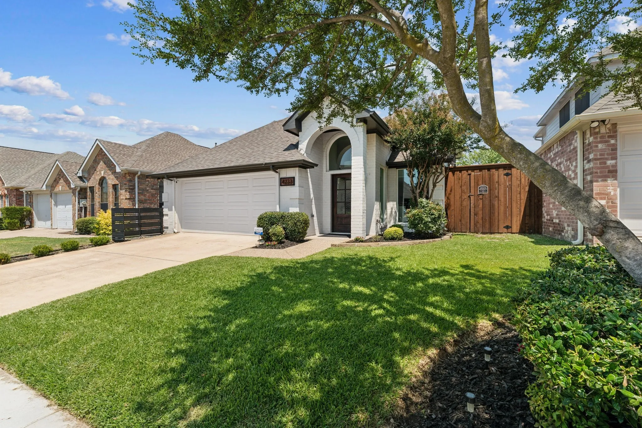 Single Family Residence For Rent in Collin County , 4233 Stanton Boulevard, Plano, Texas 75093, 3 Bedrooms, 3 Bathrooms, 2 Garage spaces, 2,261 Sqft, built in 1992, Price $6,300, mls#20916433, Real Estate Agent in Plano, Homes For Rent in Collin county, Homes For Rent in Plano, Realtor in Plano Texas, Real Estate Brokerage Independent Realty Texas, Luminita Cordes Realtor
