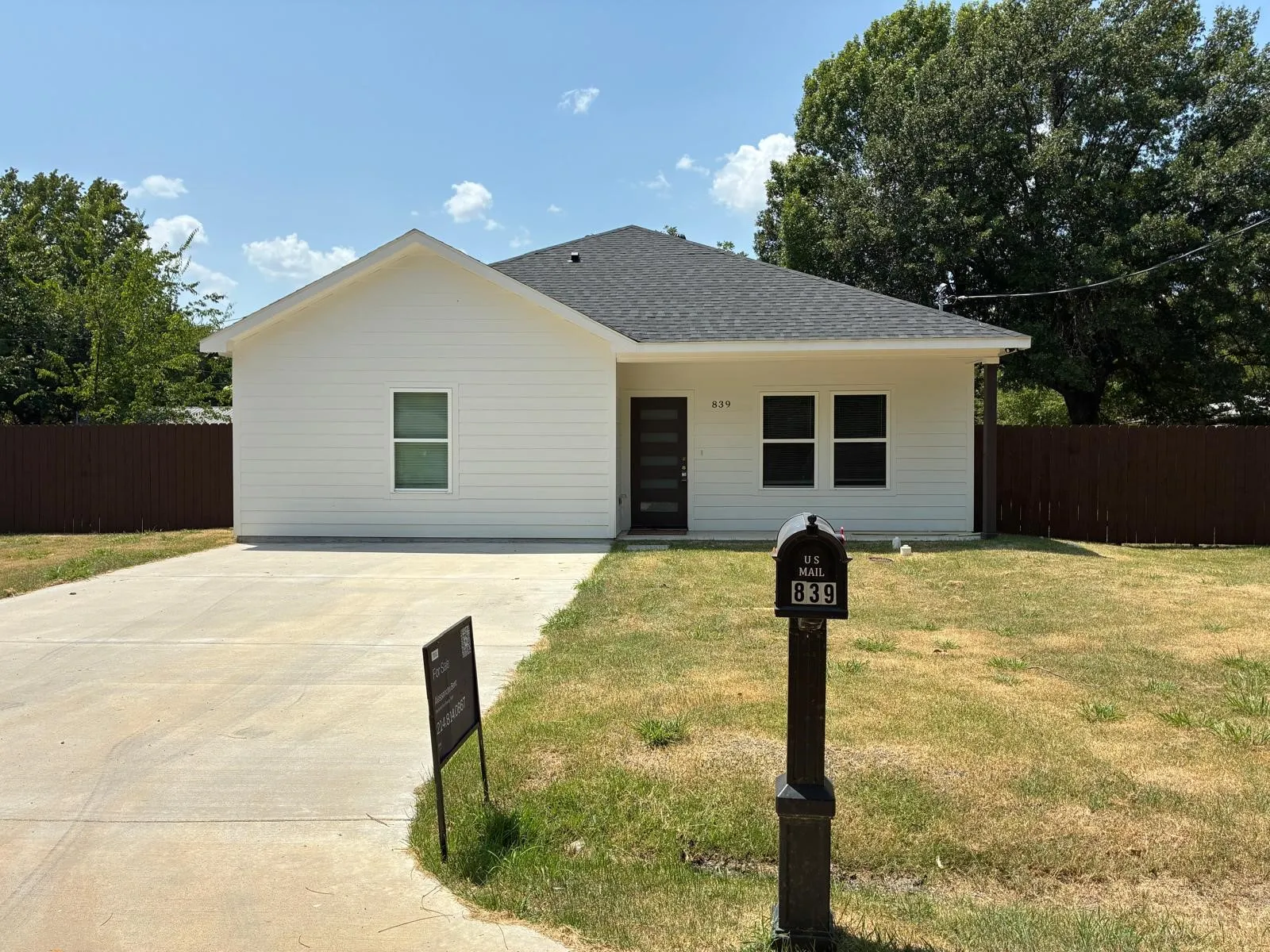 Single Family Residence For Sale in Delta County , 839 SW 7th Street, Cooper, Texas 75432, 3 Bedroom, 3 Bathroom, Garage spaces, 1,350 Sqft, built in 2025, mls#20915712, Real Estate Agent in Cooper, Homes For Sale in Delta county, Homes For Sale in Cooper, Realtor in Cooper Texas, Real Estate Brokerage Independent Realty Texas, Luminita Cordes Realtor