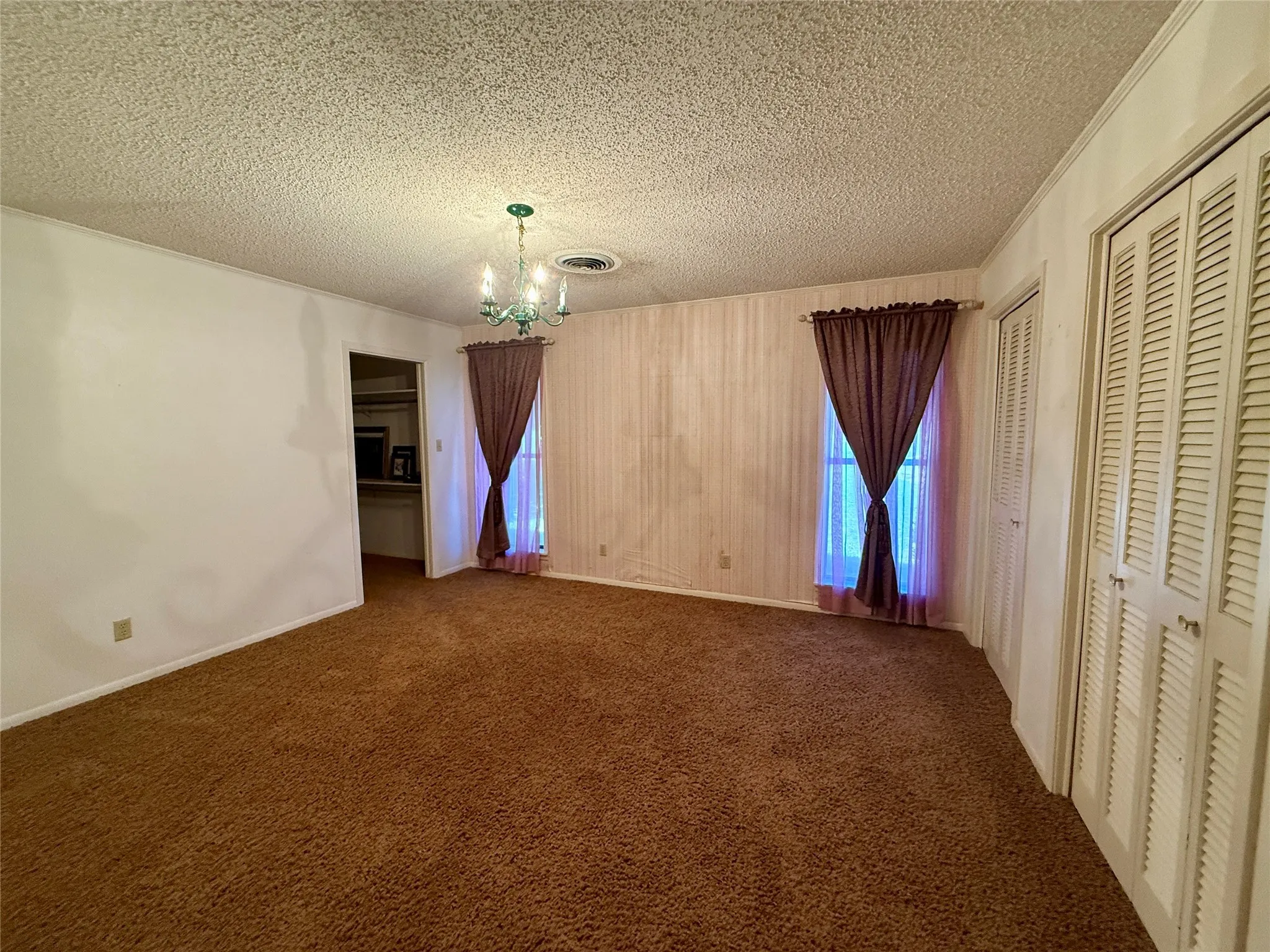 Farm For Sale in Hamilton County , 998 Hwy 22 E, Hamilton, Texas 76531, 3 Bedroom, 4 Bathroom, 2 Garage spaces, 3,962 Sqft, built in 1971, Preowned, mls#20917143, Real Estate Agent in Hamilton, Homes For Sale in Hamilton county, Homes For Sale in Hamilton, Realtor in Hamilton Texas, Real Estate Brokerage Independent Realty Texas, Luminita Cordes Realtor