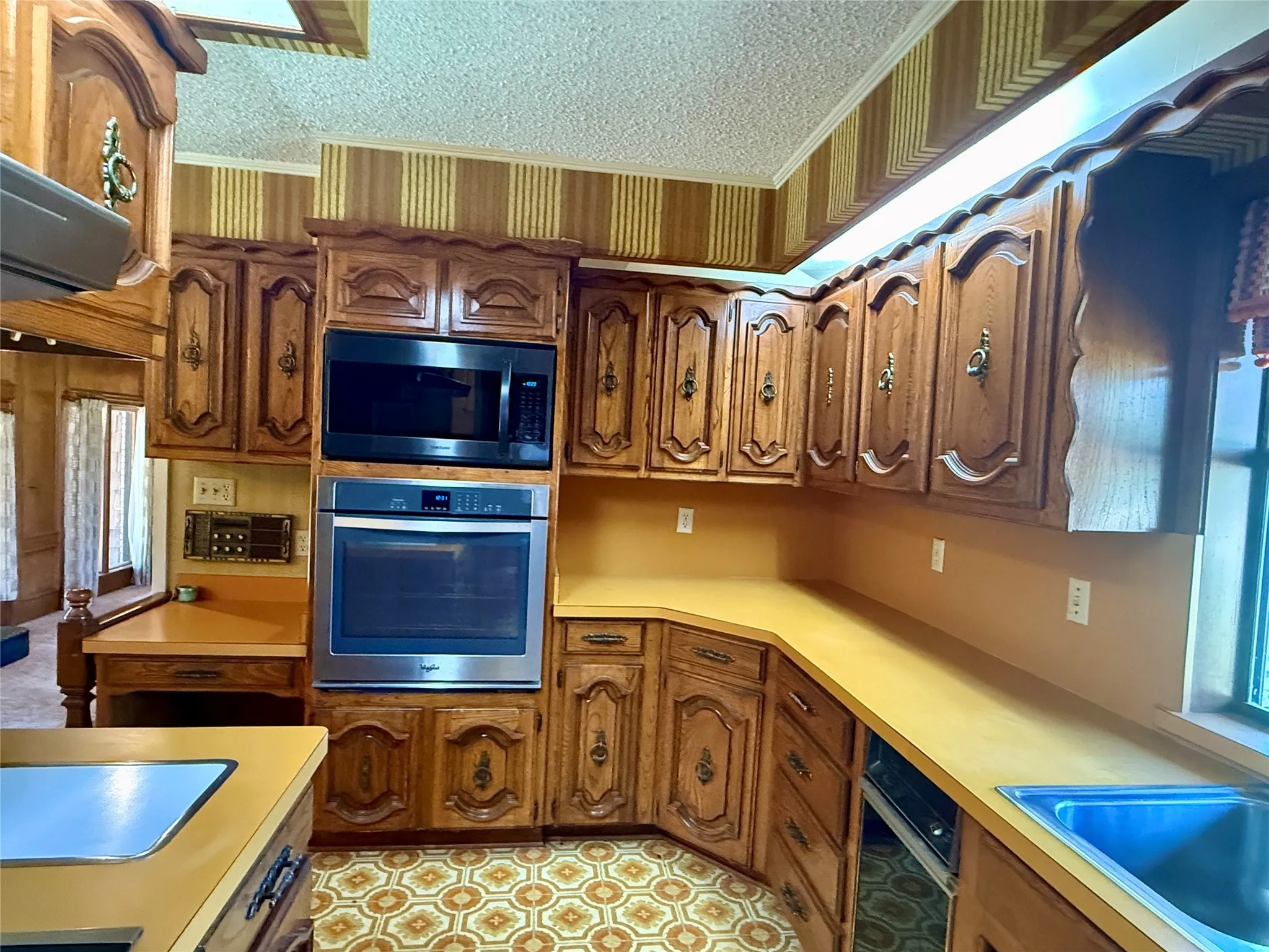 Farm For Sale in Hamilton County , 998 Hwy 22 E, Hamilton, Texas 76531, 3 Bedroom, 4 Bathroom, 2 Garage spaces, 3,962 Sqft, built in 1971, Preowned, mls#20917143, Real Estate Agent in Hamilton, Homes For Sale in Hamilton county, Homes For Sale in Hamilton, Realtor in Hamilton Texas, Real Estate Brokerage Independent Realty Texas, Luminita Cordes Realtor