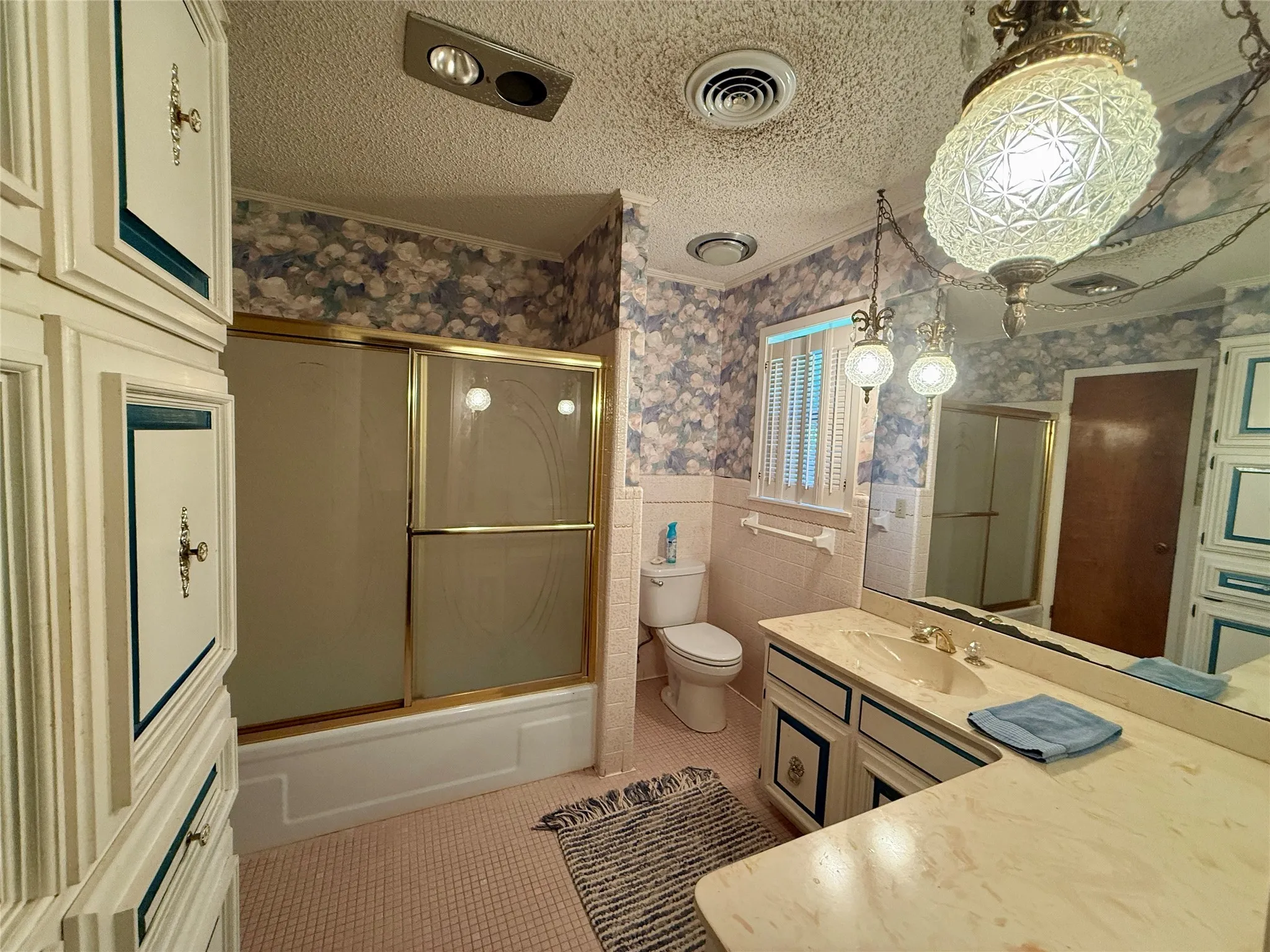 Farm For Sale in Hamilton County , 998 Hwy 22 E, Hamilton, Texas 76531, 3 Bedroom, 4 Bathroom, 2 Garage spaces, 3,962 Sqft, built in 1971, Preowned, mls#20917143, Real Estate Agent in Hamilton, Homes For Sale in Hamilton county, Homes For Sale in Hamilton, Realtor in Hamilton Texas, Real Estate Brokerage Independent Realty Texas, Luminita Cordes Realtor