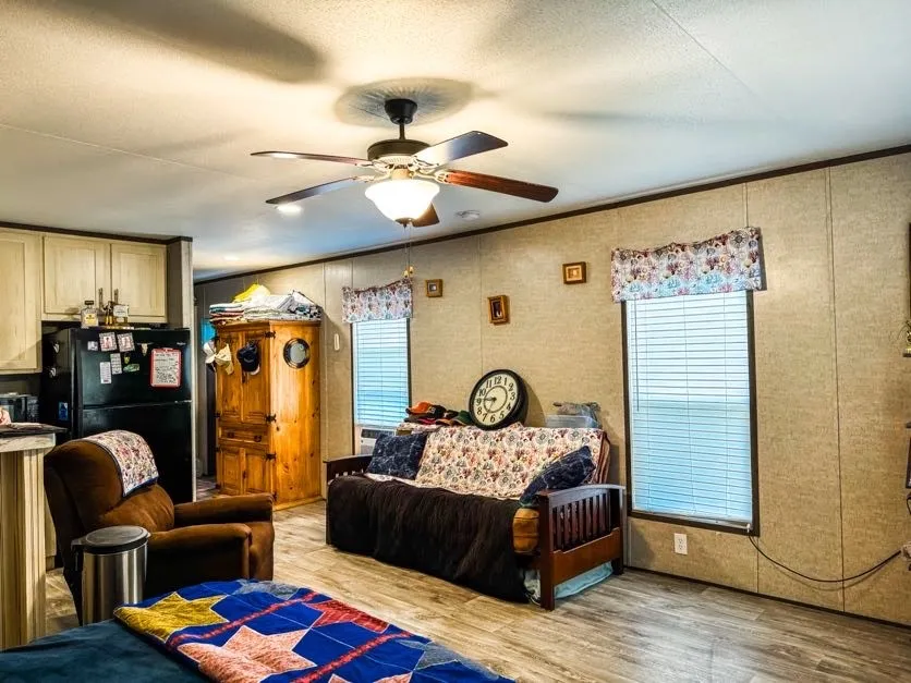 Mobile Home For Sale in Limestone County , TBD County Road 891, Jewett, Texas 75846, 1 Bedroom, 1 Bathroom, Garage spaces, 736 Sqft, built in 2020, mls#20920254, Real Estate Agent in Jewett, Homes For Sale in Limestone county, Homes For Sale in Jewett, Realtor in Jewett Texas, Real Estate Brokerage Independent Realty Texas, Luminita Cordes Realtor