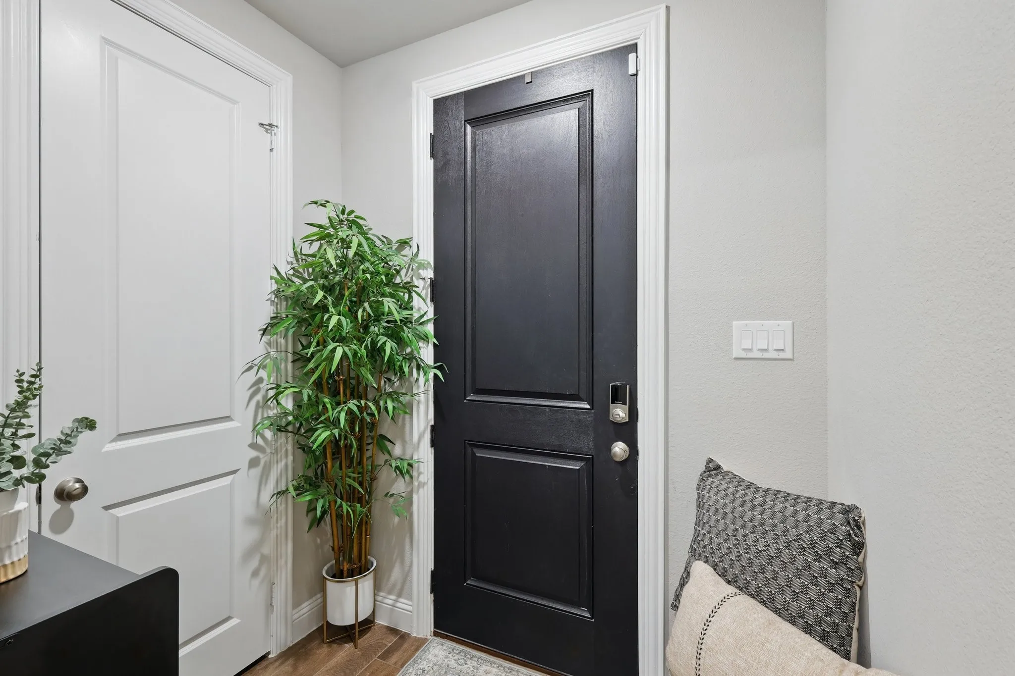 Townhouse For Sale in Denton County , 2460 Merriweather Lane, Flower Mound, Texas 75028, 3 Bedroom, 4 Bathroom, 2 Garage spaces, 2,060 Sqft, built in 2023, Preowned, mls#20910503, Real Estate Agent in Flower Mound, Homes For Sale in Denton county, Homes For Sale in Flower Mound, Realtor in Flower Mound Texas, Real Estate Brokerage Independent Realty Texas, Luminita Cordes Realtor