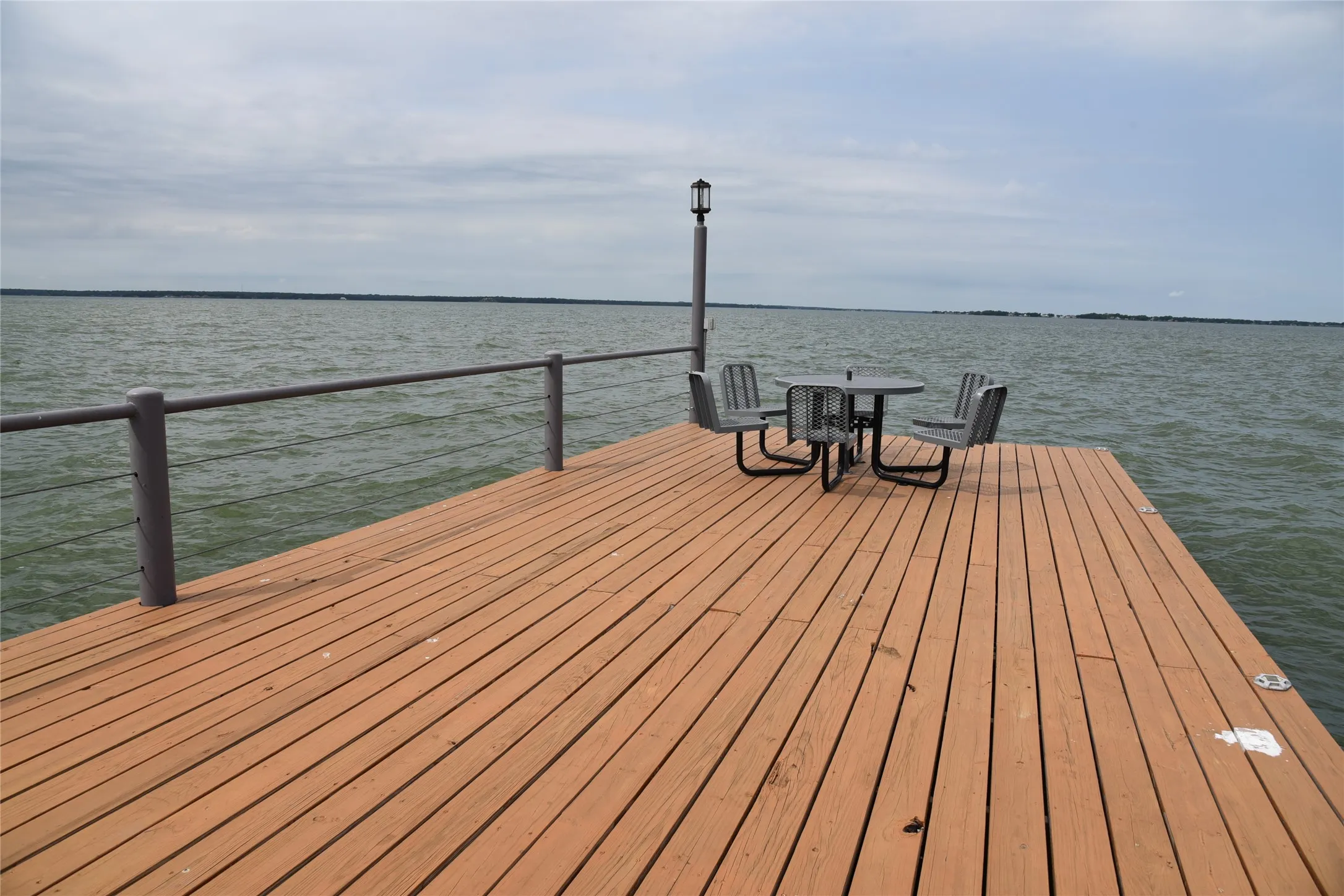 Single Family Residence For Sale in Navarro County , 6465 Peninsula Road, Kerens, Texas 75144, 1 Bedroom, 1 Bathroom, Garage spaces, 399 Sqft, built in 2022, Preowned, Price $375,000, mls#20920605, Real Estate Agent in Kerens, Homes For Sale in Navarro county, Homes For Sale in Kerens, Realtor in Kerens Texas, Real Estate Brokerage Independent Realty Texas, Luminita Cordes Realtor