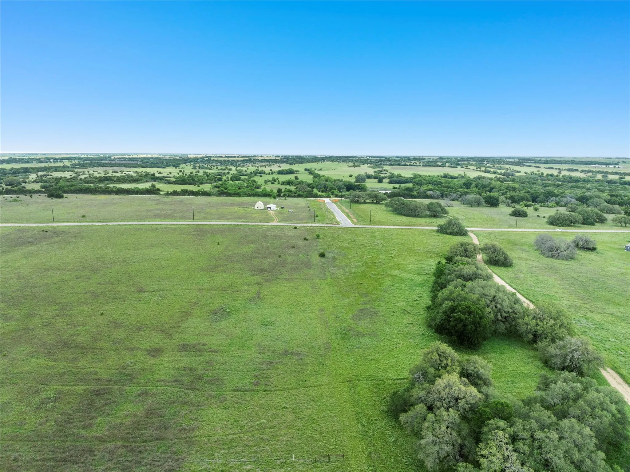 Aerial view featuring a rural view