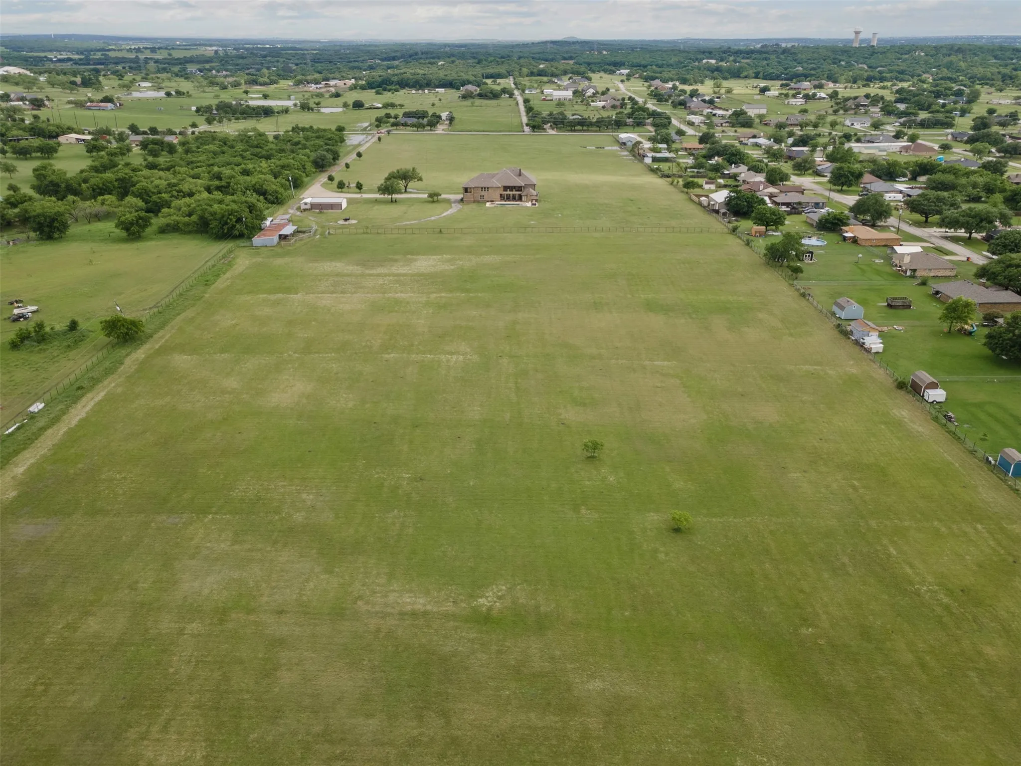 Single Family Residence For Sale in Johnson County , 2500 County Road 920, Crowley, Texas 76036, 5 Bedroom, 7 Bathroom, 3 Garage spaces, 8,328 Sqft, built in 2018, mls#20922808, Real Estate Agent in Crowley, Homes For Sale in Johnson county, Homes For Sale in Crowley, Realtor in Crowley Texas, Real Estate Brokerage Independent Realty Texas, Luminita Cordes Realtor
