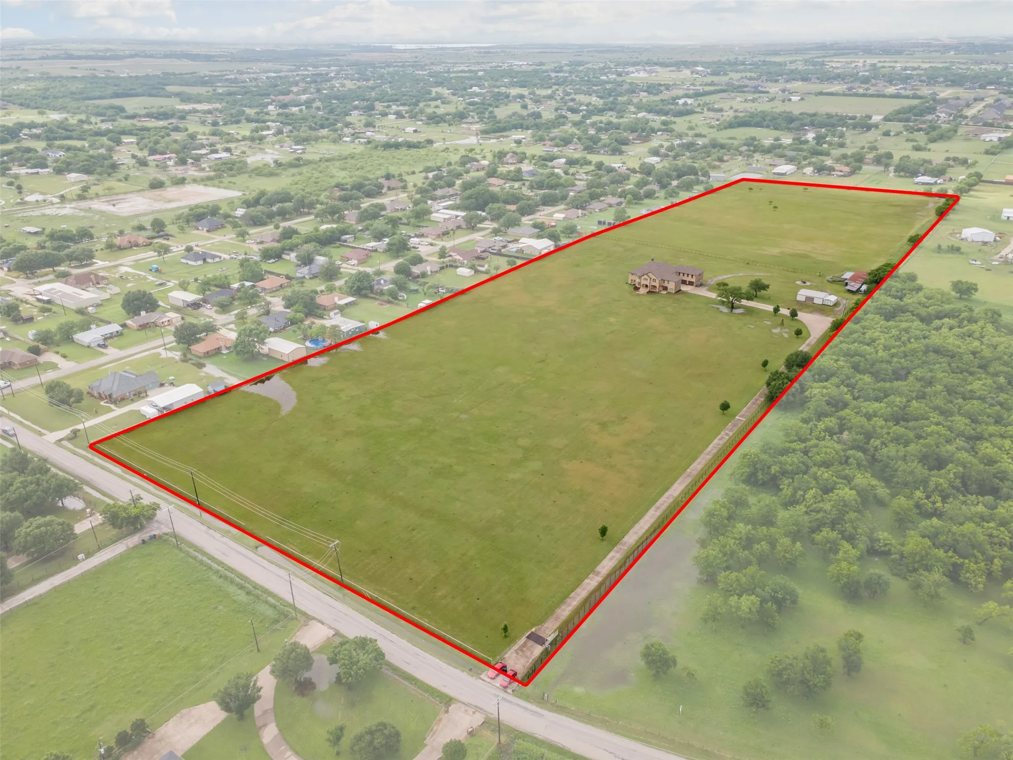 Single Family Residence For Sale in Johnson County , 2500 County Road 920, Crowley, Texas 76036, 5 Bedroom, 7 Bathroom, 3 Garage spaces, 8,328 Sqft, built in 2018, mls#20922808, Real Estate Agent in Crowley, Homes For Sale in Johnson county, Homes For Sale in Crowley, Realtor in Crowley Texas, Real Estate Brokerage Independent Realty Texas, Luminita Cordes Realtor