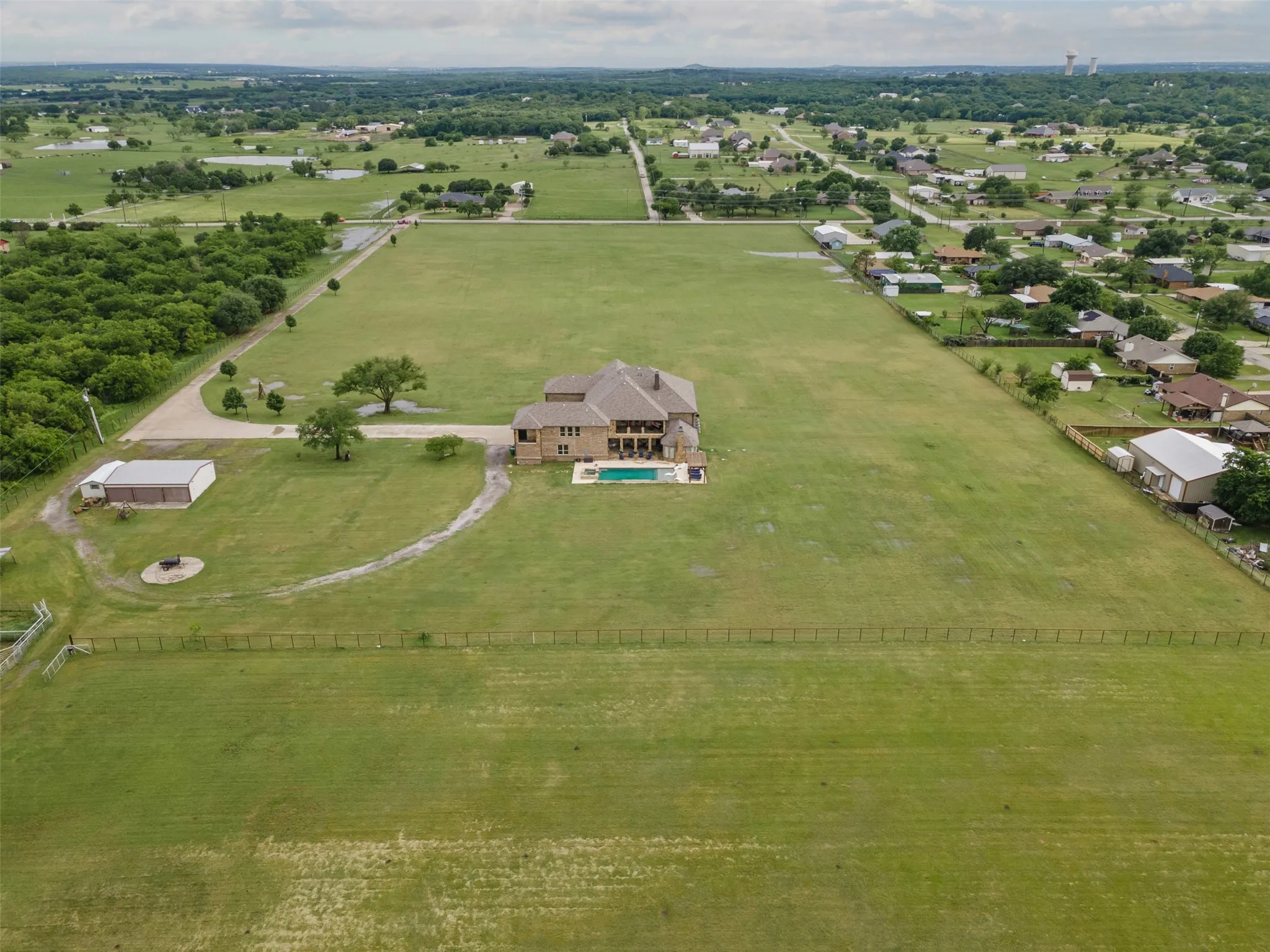 Single Family Residence For Sale in Johnson County , 2500 County Road 920, Crowley, Texas 76036, 5 Bedroom, 7 Bathroom, 3 Garage spaces, 8,328 Sqft, built in 2018, mls#20922808, Real Estate Agent in Crowley, Homes For Sale in Johnson county, Homes For Sale in Crowley, Realtor in Crowley Texas, Real Estate Brokerage Independent Realty Texas, Luminita Cordes Realtor