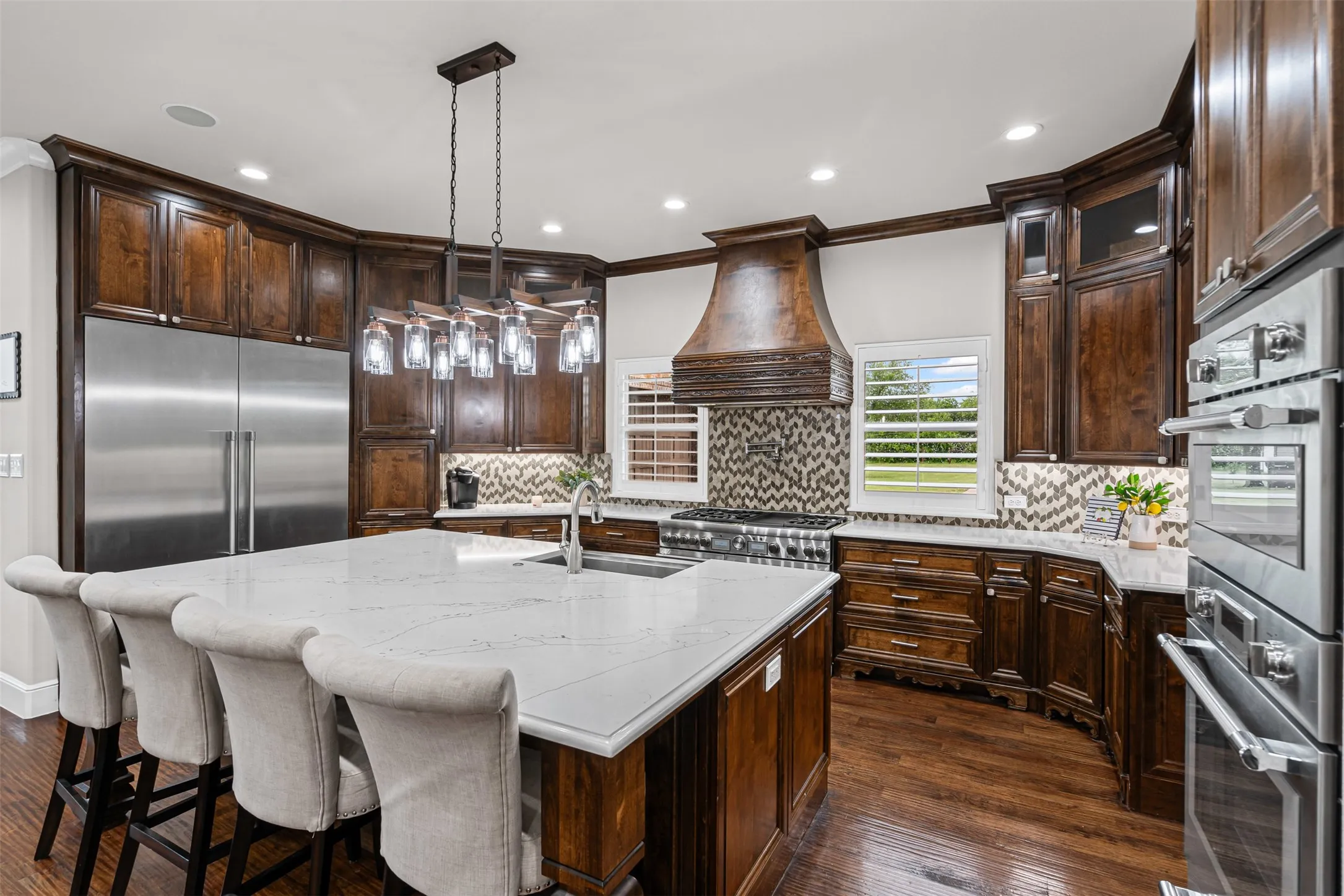 Single Family Residence For Sale in Johnson County , 2500 County Road 920, Crowley, Texas 76036, 5 Bedroom, 7 Bathroom, 3 Garage spaces, 8,328 Sqft, built in 2018, mls#20922808, Real Estate Agent in Crowley, Homes For Sale in Johnson county, Homes For Sale in Crowley, Realtor in Crowley Texas, Real Estate Brokerage Independent Realty Texas, Luminita Cordes Realtor