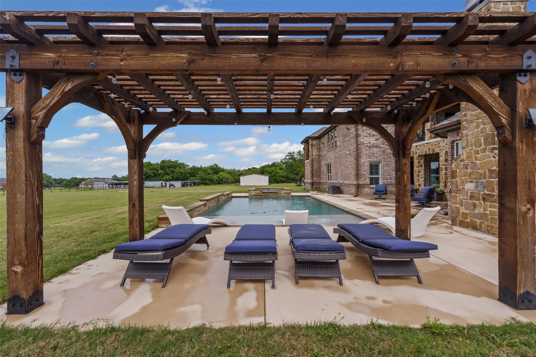 Single Family Residence For Sale in Johnson County , 2500 County Road 920, Crowley, Texas 76036, 5 Bedroom, 7 Bathroom, 3 Garage spaces, 8,328 Sqft, built in 2018, mls#20922808, Real Estate Agent in Crowley, Homes For Sale in Johnson county, Homes For Sale in Crowley, Realtor in Crowley Texas, Real Estate Brokerage Independent Realty Texas, Luminita Cordes Realtor