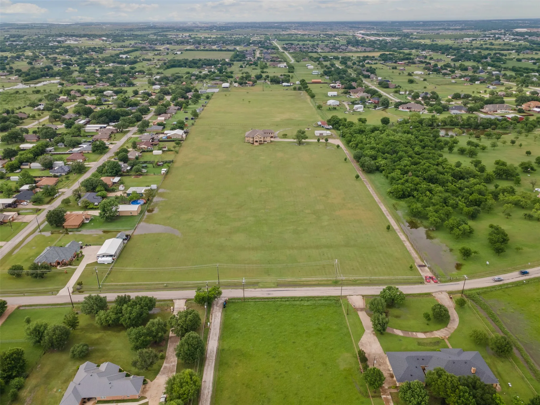 Single Family Residence For Sale in Johnson County , 2500 County Road 920, Crowley, Texas 76036, 5 Bedroom, 7 Bathroom, 3 Garage spaces, 8,328 Sqft, built in 2018, mls#20922808, Real Estate Agent in Crowley, Homes For Sale in Johnson county, Homes For Sale in Crowley, Realtor in Crowley Texas, Real Estate Brokerage Independent Realty Texas, Luminita Cordes Realtor