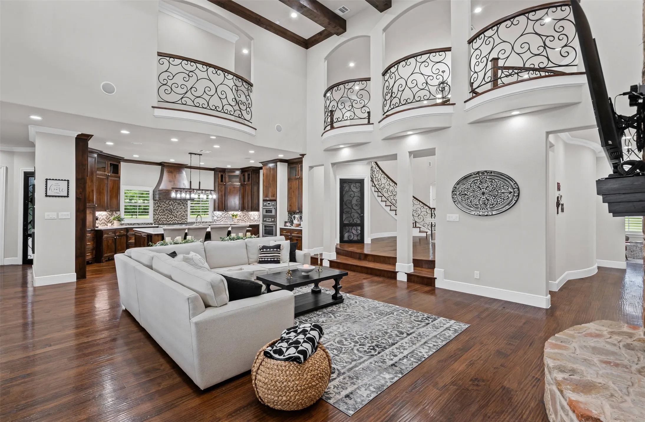 Single Family Residence For Sale in Johnson County , 2500 County Road 920, Crowley, Texas 76036, 5 Bedroom, 7 Bathroom, 3 Garage spaces, 8,328 Sqft, built in 2018, mls#20922808, Real Estate Agent in Crowley, Homes For Sale in Johnson county, Homes For Sale in Crowley, Realtor in Crowley Texas, Real Estate Brokerage Independent Realty Texas, Luminita Cordes Realtor
