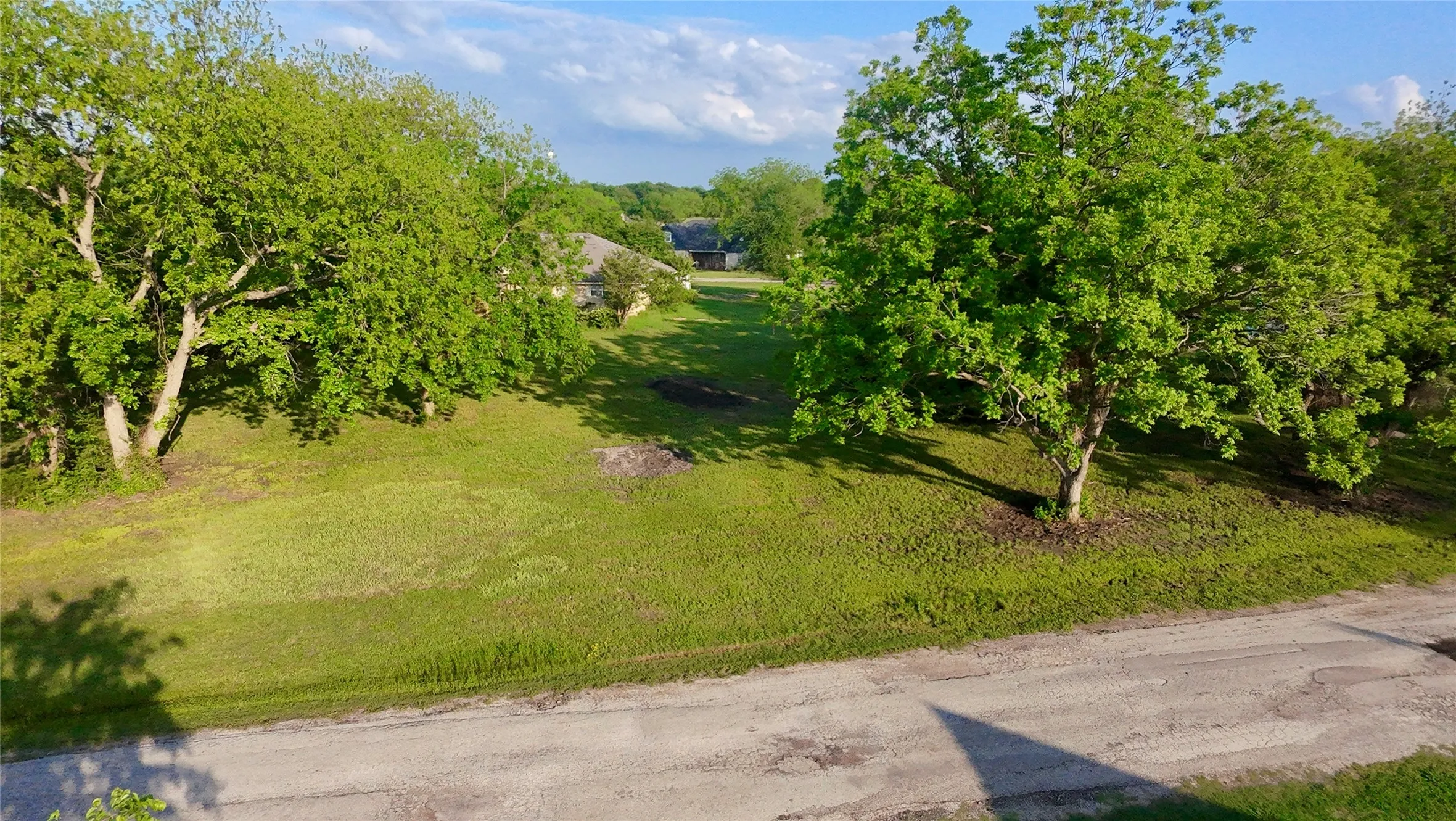 Unimproved Land For Sale in Navarro County , Lot 71 Shoreline Road, Kerens, Texas 75144, 0, 0, Garage spaces, 0 Sqft, built in 0, mls#20922992, Real Estate Agent in Kerens, Homes For Sale in Navarro county, Homes For Sale in Kerens, Realtor in Kerens Texas, Real Estate Brokerage Independent Realty Texas, Luminita Cordes Realtor