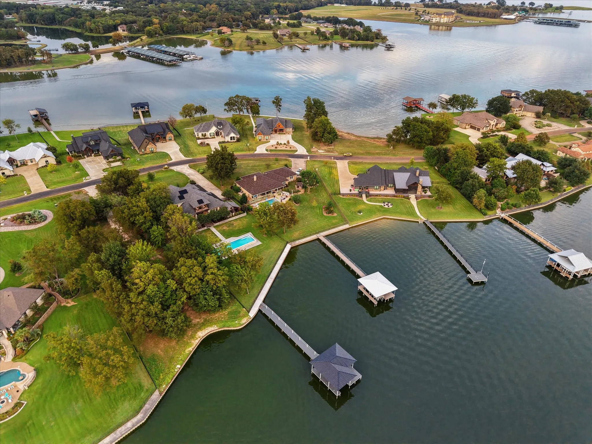 A look at the home’s prime location along the shoreline.