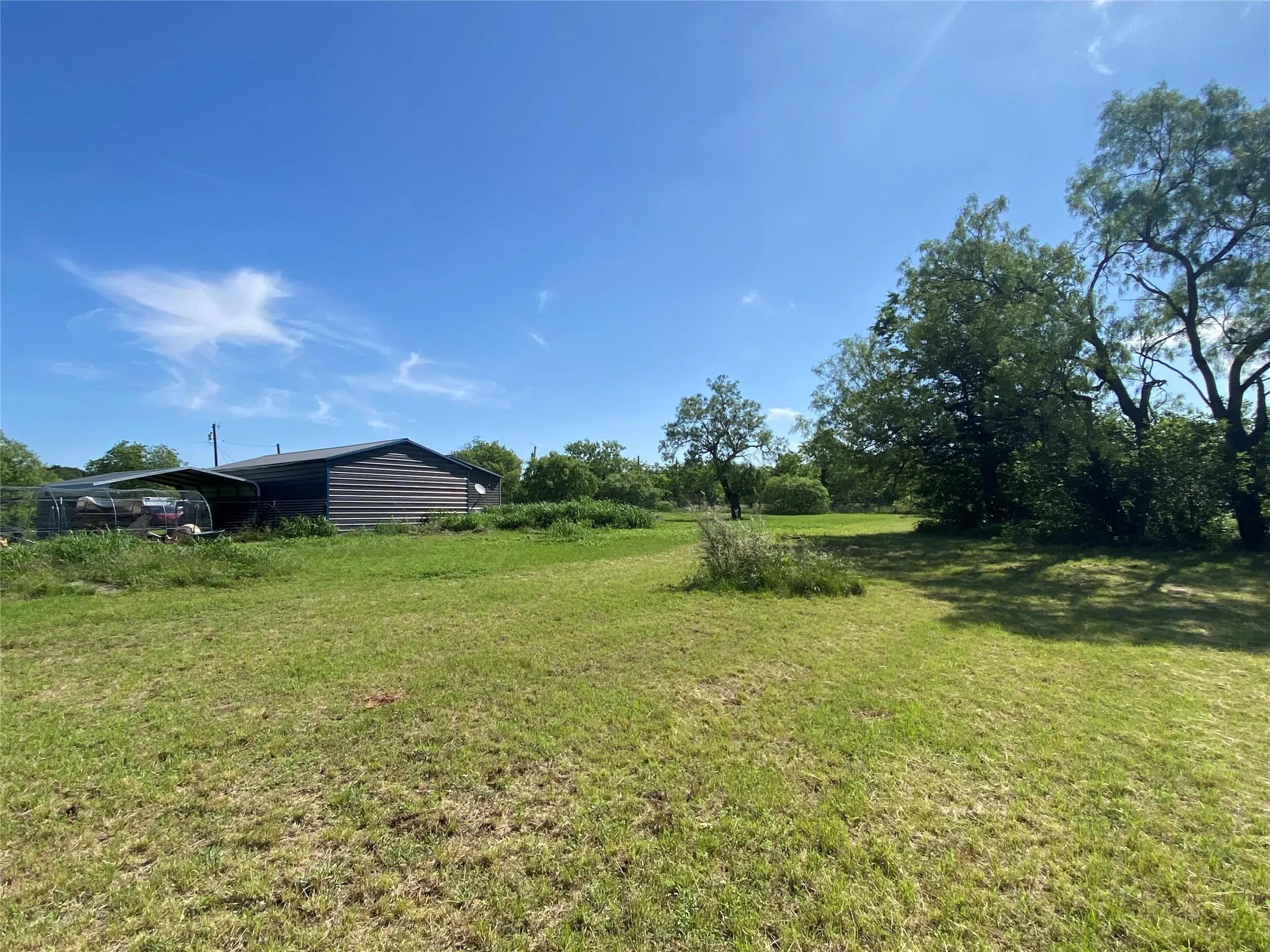 Manufactured Home For Sale in Coleman County , 181 Mountain Street, Burkett, Texas 76828, 3 Bedroom, 2 Bathroom, 2 Garage spaces, 1,773 Sqft, built in 2014, Preowned, mls#20925328, Real Estate Agent in Burkett, Homes For Sale in Coleman county, Homes For Sale in Burkett, Realtor in Burkett Texas, Real Estate Brokerage Independent Realty Texas, Luminita Cordes Realtor