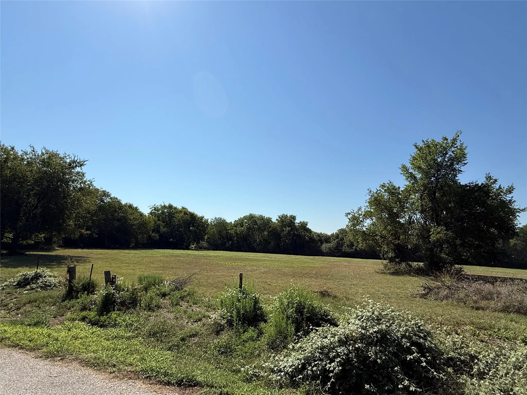 View of local wilderness with rural landscape