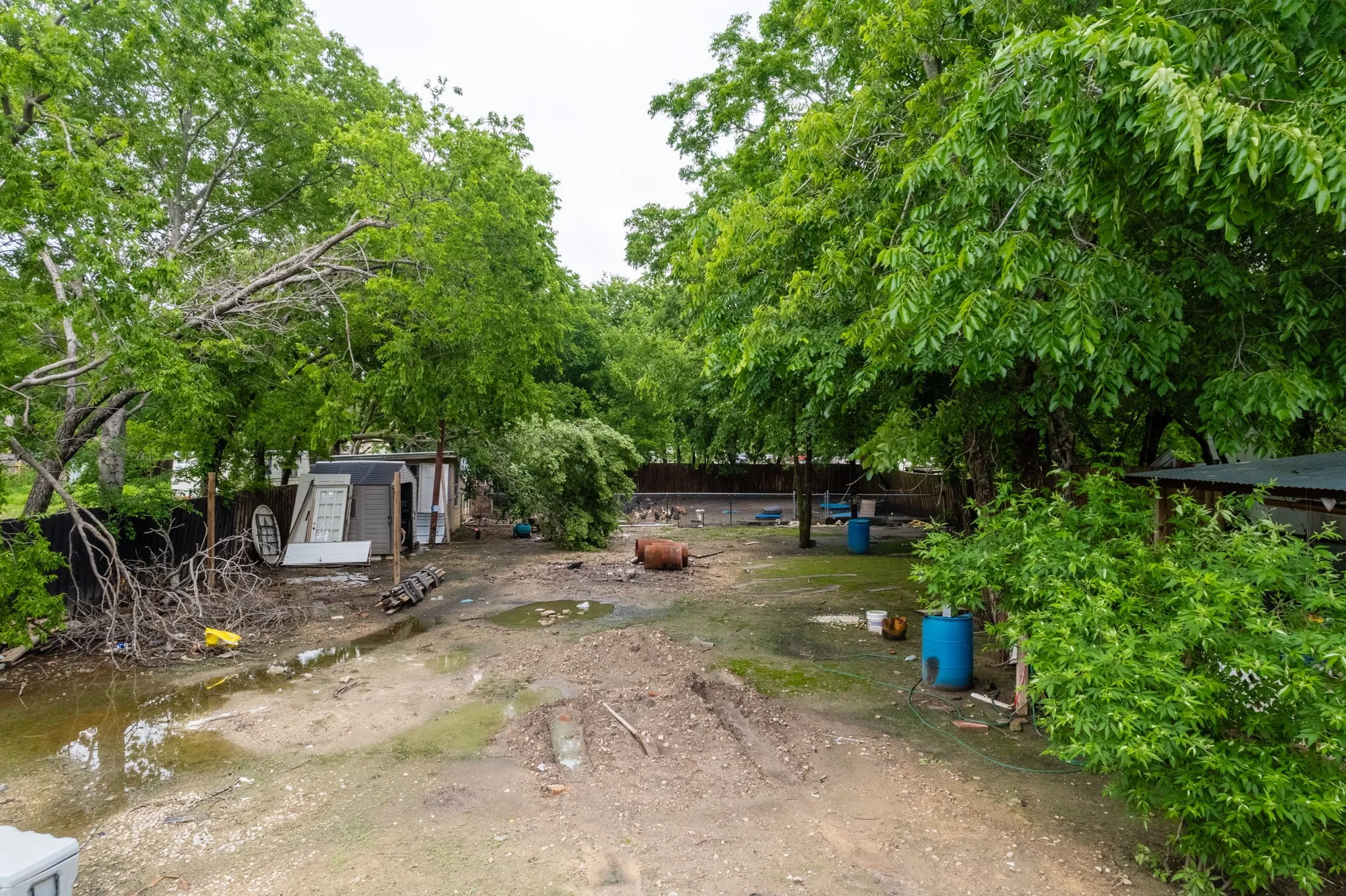 Single Family Residence For Sale in Dallas County , 1100 Hillburn Drive, Dallas, Texas 75217, 3 Bedroom, 3 Bathroom, Garage spaces, 1,608 Sqft, built in 1940, Price $275,000, mls#20926411, Real Estate Agent in Dallas, Homes For Sale in Dallas county, Homes For Sale in Dallas, Realtor in Dallas Texas, Real Estate Brokerage Independent Realty Texas, Luminita Cordes Realtor