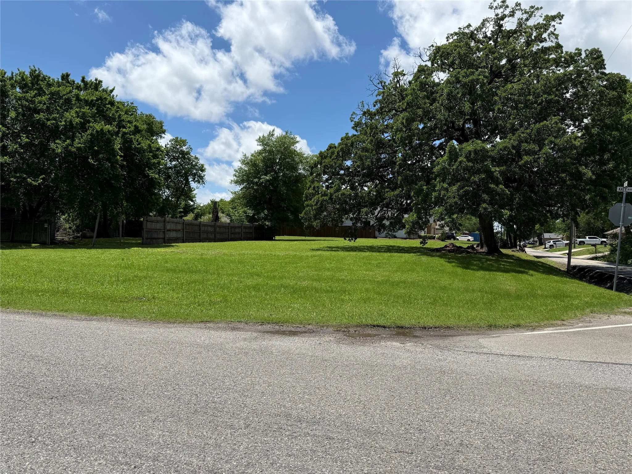 Unimproved Land For Sale in Fannin County , 820 E 6th Street, Bonham, Texas 75418, 0, 0, Garage spaces, 0 Sqft, built in 0, mls#20928211, Real Estate Agent in Bonham, Homes For Sale in Fannin county, Homes For Sale in Bonham, Realtor in Bonham Texas, Real Estate Brokerage Independent Realty Texas, Luminita Cordes Realtor
