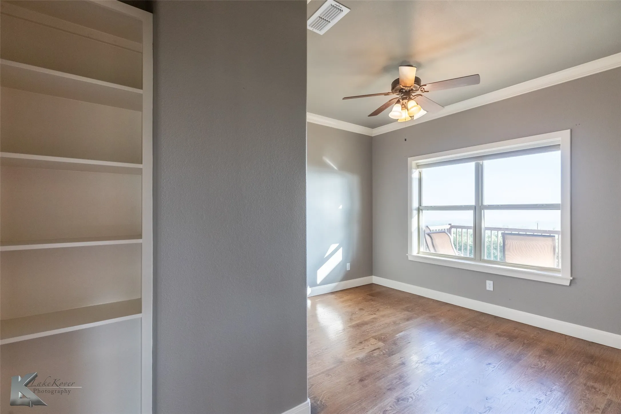 Single Family Residence For Sale in Coleman County , 671 County Road 108, Santa Anna, Texas 76878, 3 Bedroom, 3 Bathroom, 3 Garage spaces, 3,019 Sqft, built in 2011, Preowned, mls#20928374, Real Estate Agent in Santa Anna, Homes For Sale in Coleman county, Homes For Sale in Santa Anna, Realtor in Santa Anna Texas, Real Estate Brokerage Independent Realty Texas, Luminita Cordes Realtor