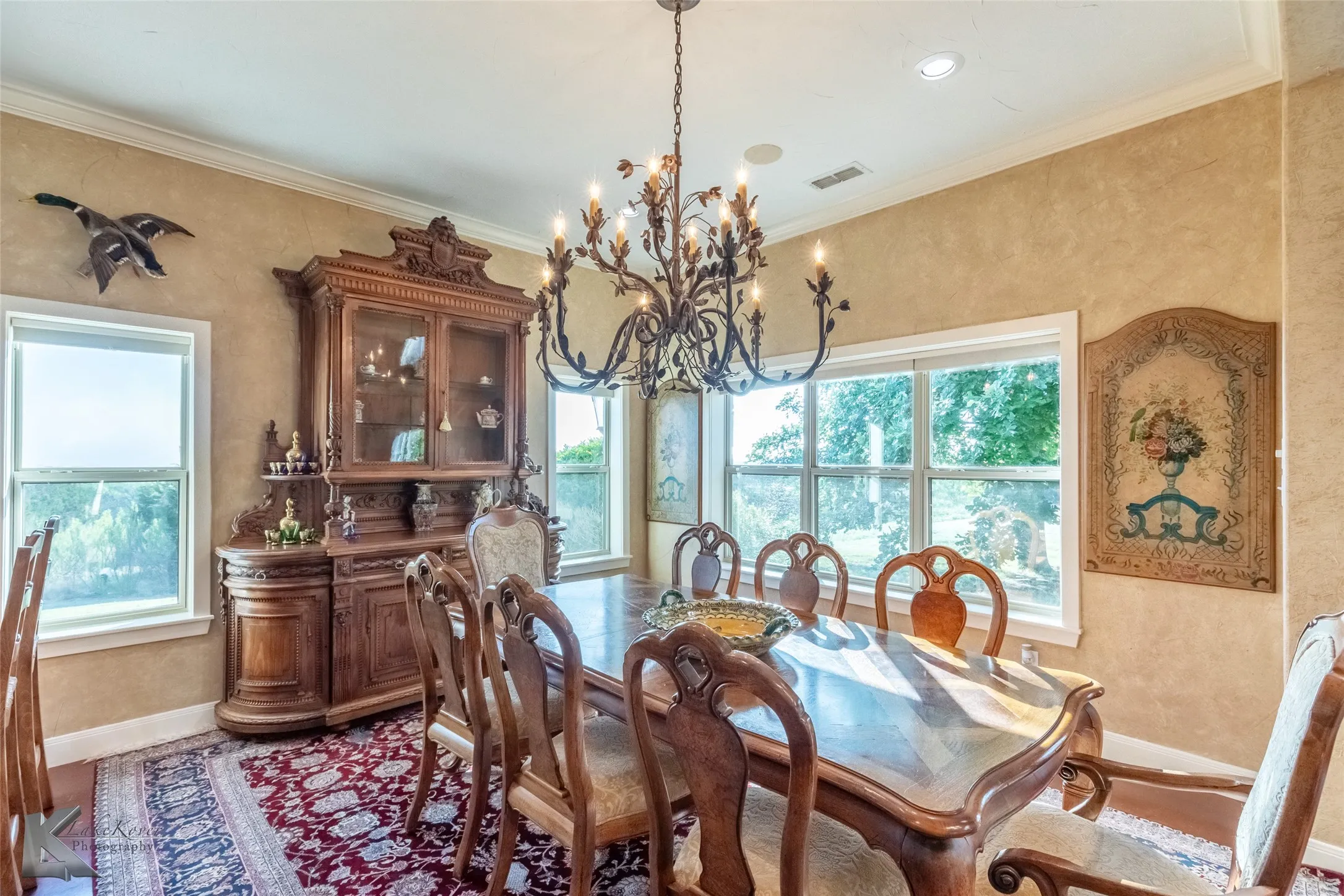 Single Family Residence For Sale in Coleman County , 671 County Road 108, Santa Anna, Texas 76878, 3 Bedroom, 3 Bathroom, 3 Garage spaces, 3,019 Sqft, built in 2011, Preowned, mls#20928374, Real Estate Agent in Santa Anna, Homes For Sale in Coleman county, Homes For Sale in Santa Anna, Realtor in Santa Anna Texas, Real Estate Brokerage Independent Realty Texas, Luminita Cordes Realtor