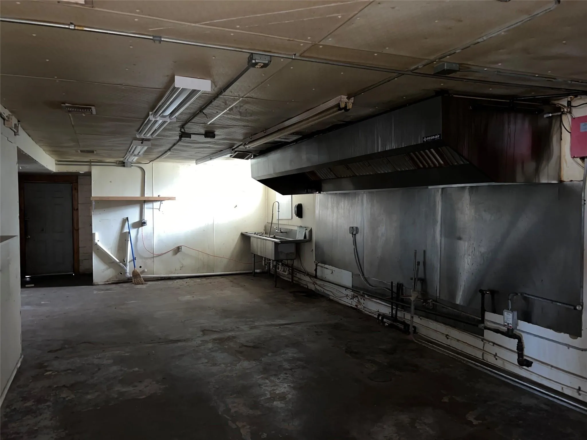 Retail For Sale in Rains County , 937 S State Highway 19, Emory, Texas 75440, 0, 0, Garage spaces, 0 Sqft, built in 1970, Preowned, mls#20929917, Real Estate Agent in Emory, Homes For Sale in Rains county, Homes For Sale in Emory, Realtor in Emory Texas, Real Estate Brokerage Independent Realty Texas, Luminita Cordes Realtor