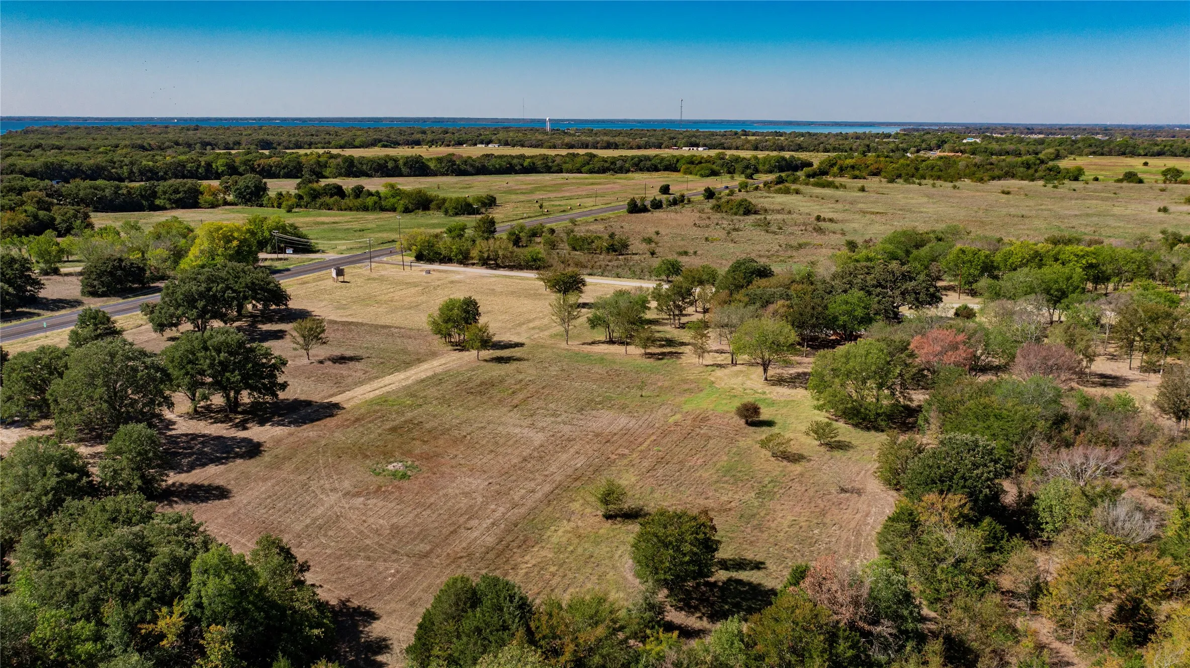 Mobile Home For Sale in Rains County , 204 Rs County Road 1503, Point, Texas 75472, 3 Bedroom, 2 Bathroom, Garage spaces, 1,792 Sqft, built in 1996, Preowned, mls#20931629, Real Estate Agent in Point, Homes For Sale in Rains county, Homes For Sale in Point, Realtor in Point Texas, Real Estate Brokerage Independent Realty Texas, Luminita Cordes Realtor