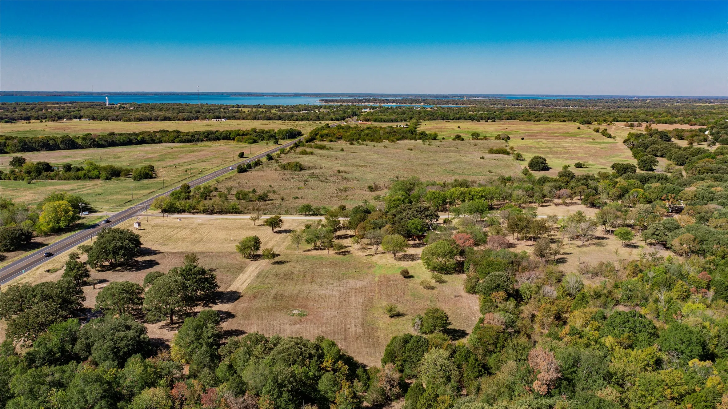 Mobile Home For Sale in Rains County , 204 Rs County Road 1503, Point, Texas 75472, 3 Bedroom, 2 Bathroom, Garage spaces, 1,792 Sqft, built in 1996, Preowned, mls#20931629, Real Estate Agent in Point, Homes For Sale in Rains county, Homes For Sale in Point, Realtor in Point Texas, Real Estate Brokerage Independent Realty Texas, Luminita Cordes Realtor