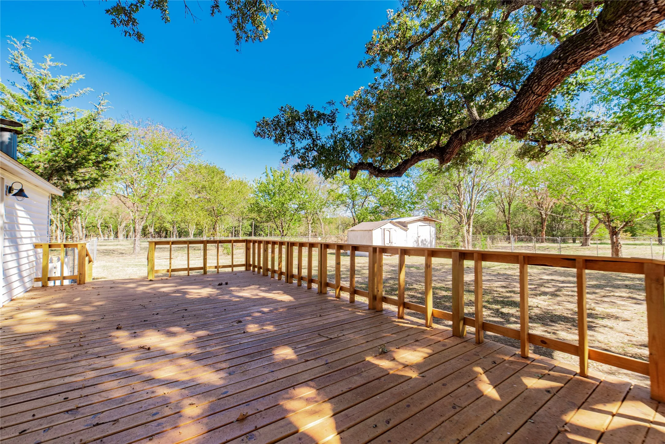 Mobile Home For Sale in Rains County , 204 Rs County Road 1503, Point, Texas 75472, 3 Bedroom, 2 Bathroom, Garage spaces, 1,792 Sqft, built in 1996, Preowned, mls#20931629, Real Estate Agent in Point, Homes For Sale in Rains county, Homes For Sale in Point, Realtor in Point Texas, Real Estate Brokerage Independent Realty Texas, Luminita Cordes Realtor
