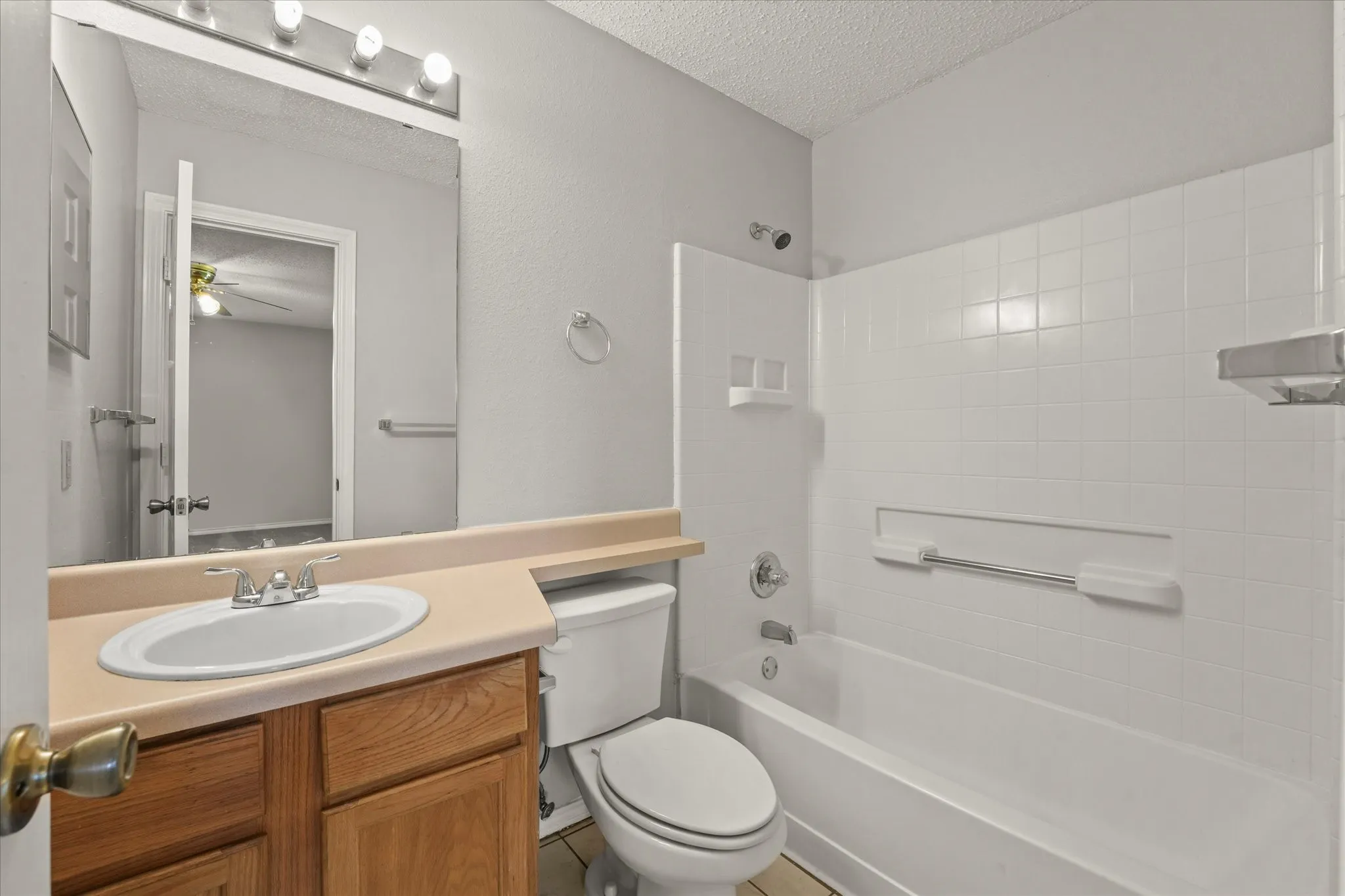 Single Family Residence For Sale in Collin County , 2099 County Road 655, Farmersville, Texas 75442, 2 Bedroom, 2 Bathroom, Garage spaces, 1,144 Sqft, built in 2003, mls#20931607, Real Estate Agent in Farmersville, Homes For Sale in Collin county, Homes For Sale in Farmersville, Realtor in Farmersville Texas, Real Estate Brokerage Independent Realty Texas, Luminita Cordes Realtor