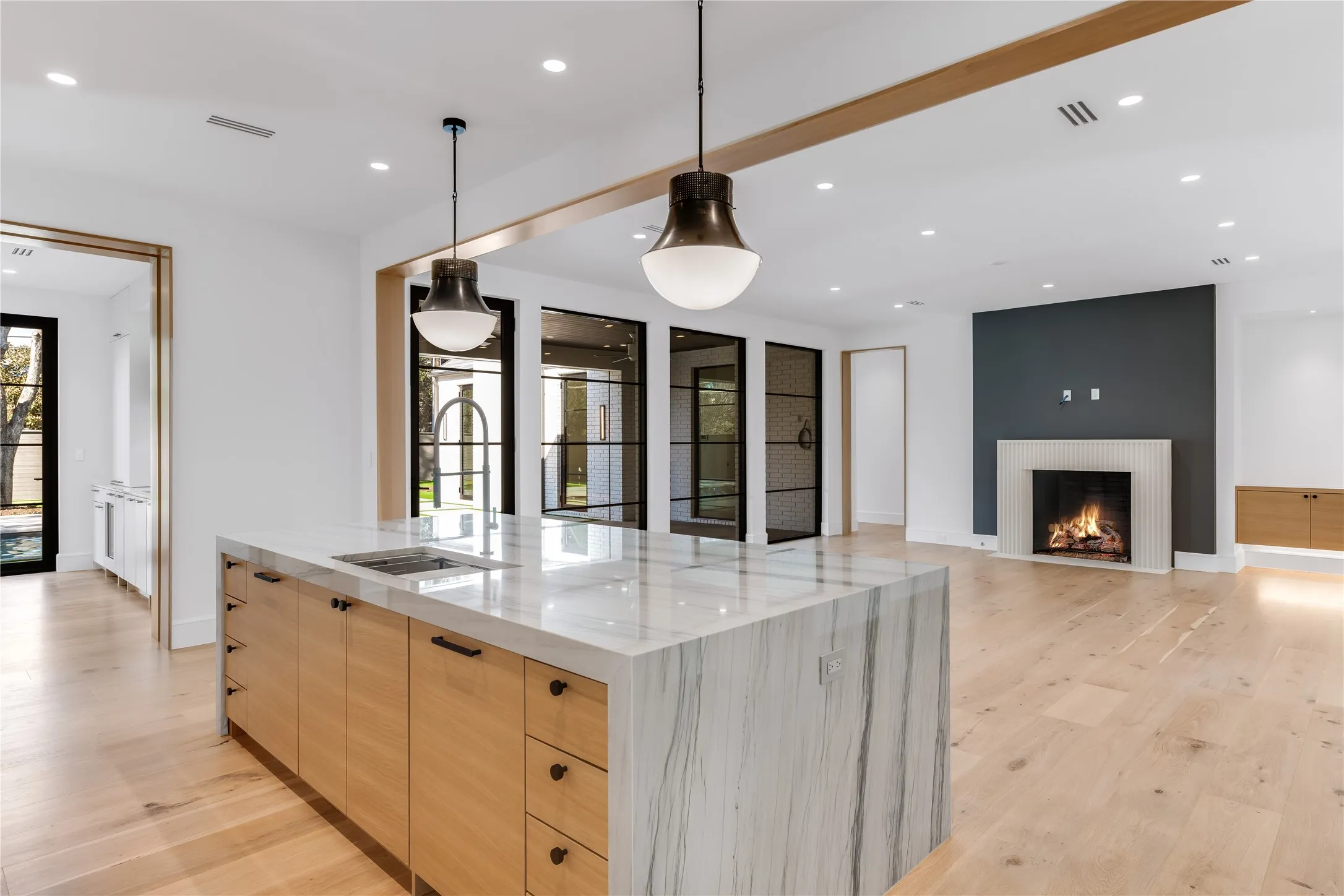 Single Family Residence For Sale in Dallas County , 5525 Wateka Drive, Dallas, Texas 75209, 4 Bedroom, 7 Bathroom, 3 Garage spaces, 5,341 Sqft, built in 2024, New Construction - Complete, mls#20931531, Real Estate Agent in Dallas, Homes For Sale in Dallas county, Homes For Sale in Dallas, Realtor in Dallas Texas, Real Estate Brokerage Independent Realty Texas, Luminita Cordes Realtor