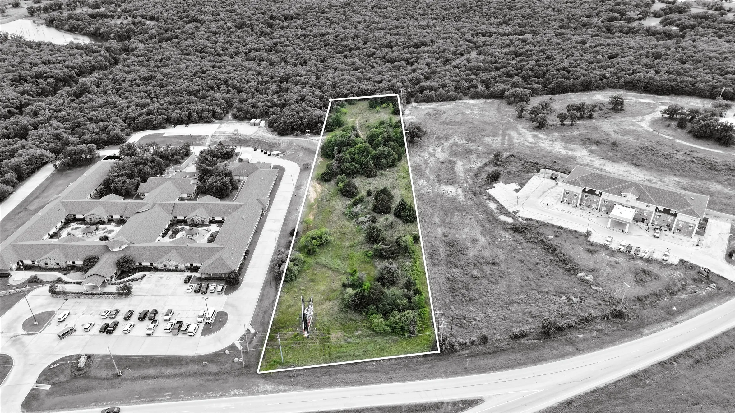 Unimproved Land For Sale in Montague County , TBD US Hwy 287 S Access Road, Bowie, Texas 76230, 0, 0, Garage spaces, 0 Sqft, built in 0, Preowned, Price $195,000, mls#20928936, Real Estate Agent in Bowie, Homes For Sale in Montague county, Homes For Sale in Bowie, Realtor in Bowie Texas, Real Estate Brokerage Independent Realty Texas, Luminita Cordes Realtor