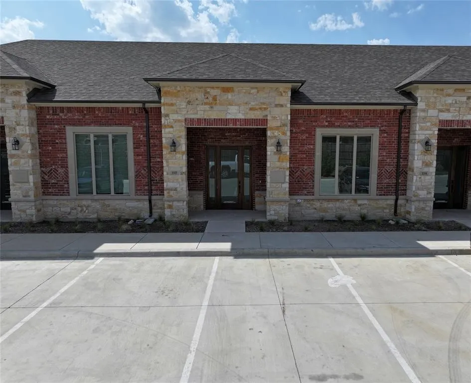 Business For Sale in Denton County , 400 Stonebrook Parkway 303, Frisco, Texas 75036, 0, 0, Garage spaces, 0 Sqft, built in 2022, Preowned, Price $428,839, mls#20936240, Real Estate Agent in Frisco, Homes For Sale in Denton county, Homes For Sale in Frisco, Realtor in Frisco Texas, Real Estate Brokerage Independent Realty Texas, Luminita Cordes Realtor