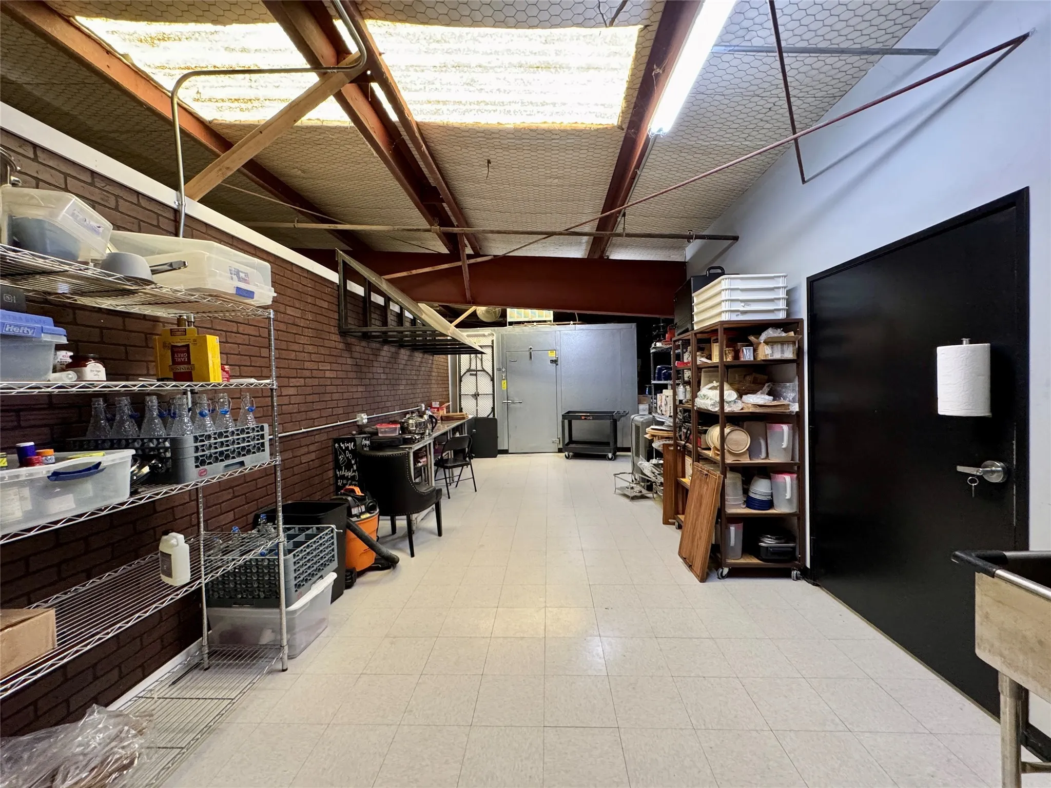 Retail For Sale in Mc Lennan County , 611 Washington Avenue, Waco, Texas 76701, 0, 0, Garage spaces, 0 Sqft, built in 1951, Preowned, Price $3,950,000, mls#20928503, Real Estate Agent in Waco, Homes For Sale in Mc Lennan county, Homes For Sale in Waco, Realtor in Waco Texas, Real Estate Brokerage Independent Realty Texas, Luminita Cordes Realtor