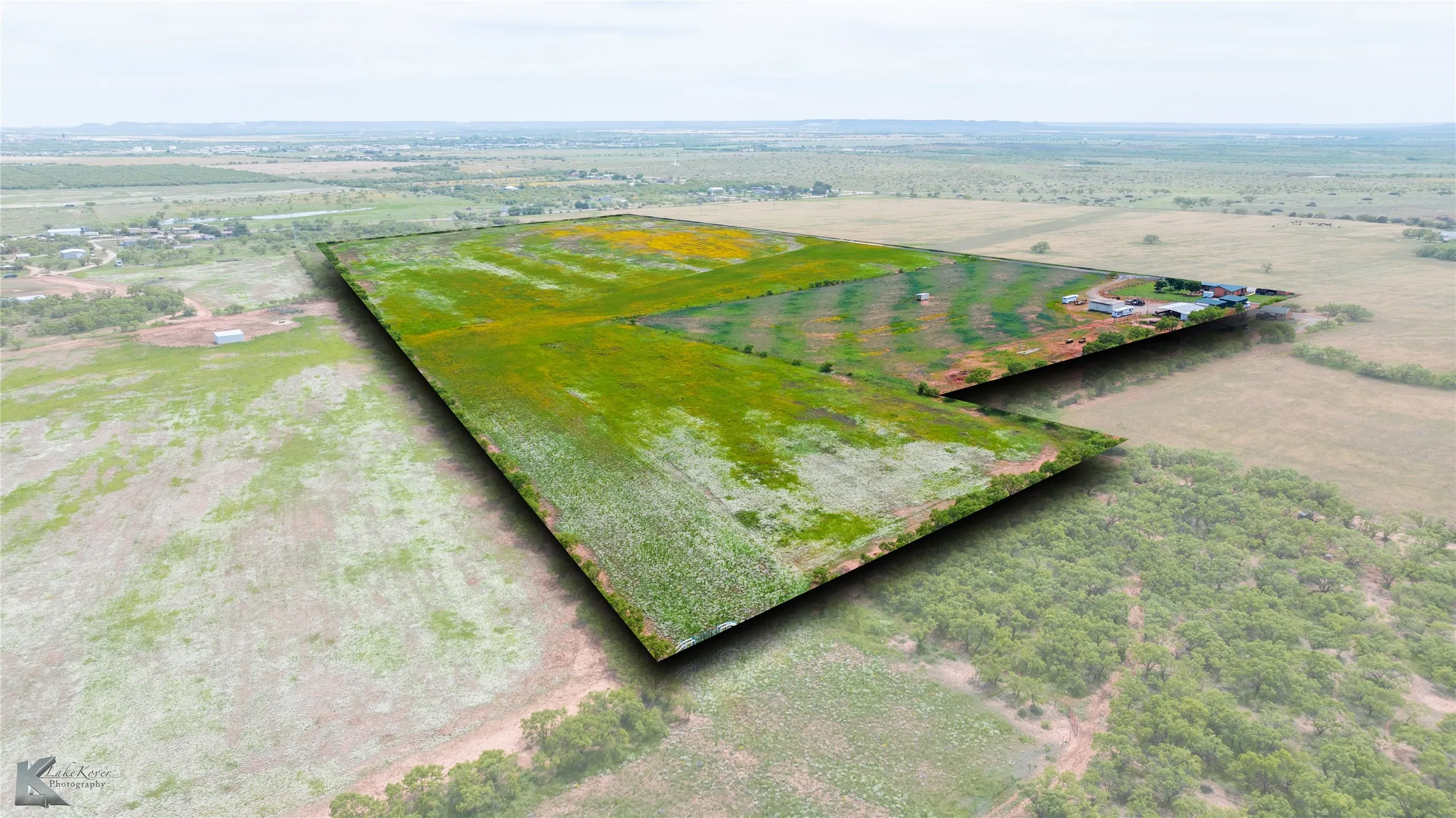 Single Family Residence For Sale in Taylor County , 8608 Spinks Road, Abilene, Texas 79603, 3 Bedrooms, 2 Bathrooms, Garage spaces, 2,091 Sqft, built in 1979, Preowned, Price $750,000, mls#20919324, Real Estate Agent in Abilene, Homes For Sale in Taylor county, Homes For Sale in Abilene, Realtor in Abilene Texas, Real Estate Brokerage Independent Realty Texas, Luminita Cordes Realtor