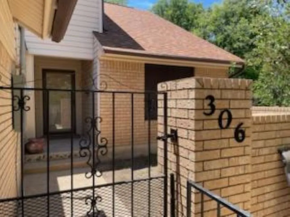 Gate with fence