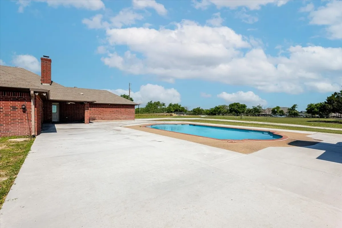 Single Family Residence For Sale in Parker County , 901 Green Branch Road, Weatherford, Texas 76085, 4 Bedrooms, 3 Bathrooms, 2 Garage spaces, 2,652 Sqft, built in 1997, Price $1,400,000, mls#20932849, Real Estate Agent in Weatherford, Homes For Sale in Parker county, Homes For Sale in Weatherford, Realtor in Weatherford Texas, Real Estate Brokerage Independent Realty Texas, Luminita Cordes Realtor