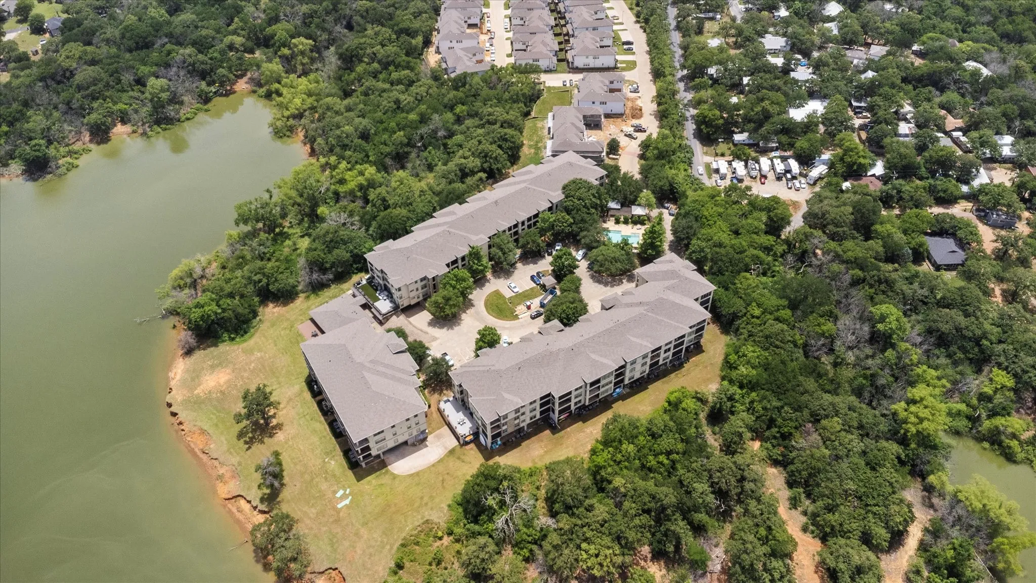 Condominium For Sale in Denton County , 444 Waters Edge Drive 721, Hickory Creek, Texas 75065, 3 Bedroom, 4 Bathroom, 2 Garage spaces, 2,087 Sqft, built in 2025, New Construction - Complete, mls#20938620, Real Estate Agent in Hickory Creek, Homes For Sale in Denton county, Homes For Sale in Hickory Creek, Realtor in Hickory Creek Texas, Real Estate Brokerage Independent Realty Texas, Luminita Cordes Realtor